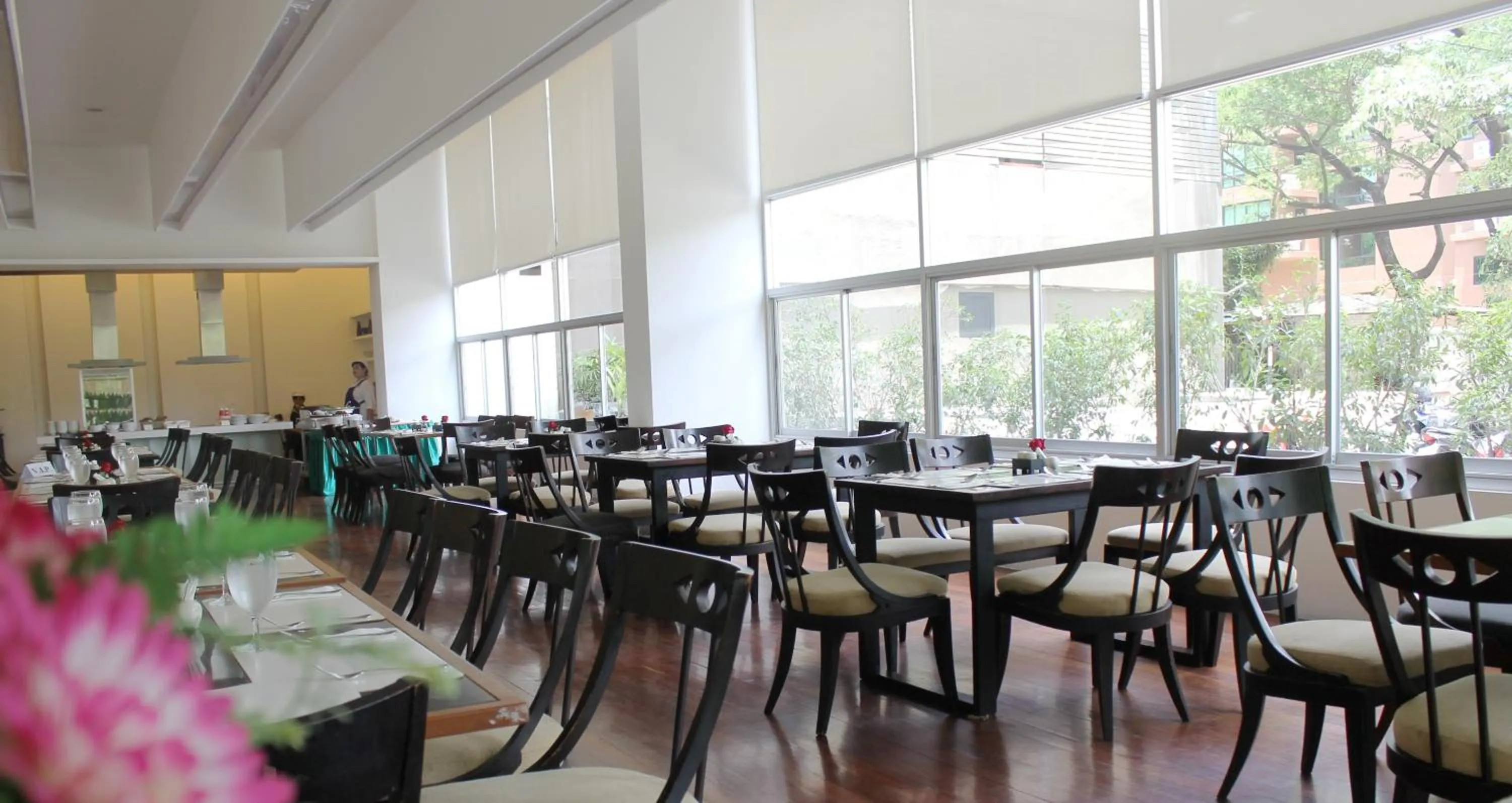 Restaurant/places to eat in Chiang Mai Hill Hotel