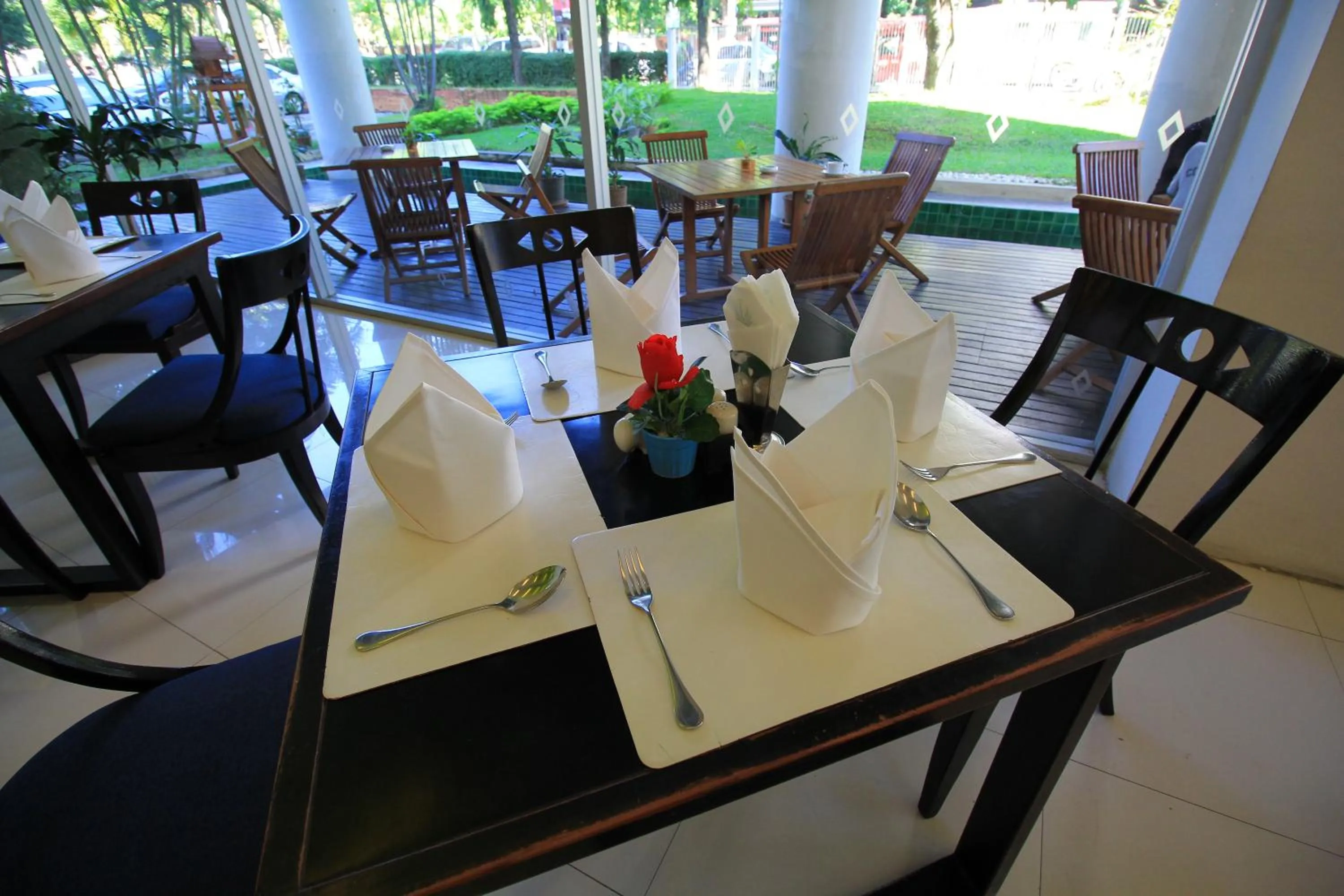 Restaurant/places to eat in Chiang Mai Hill Hotel