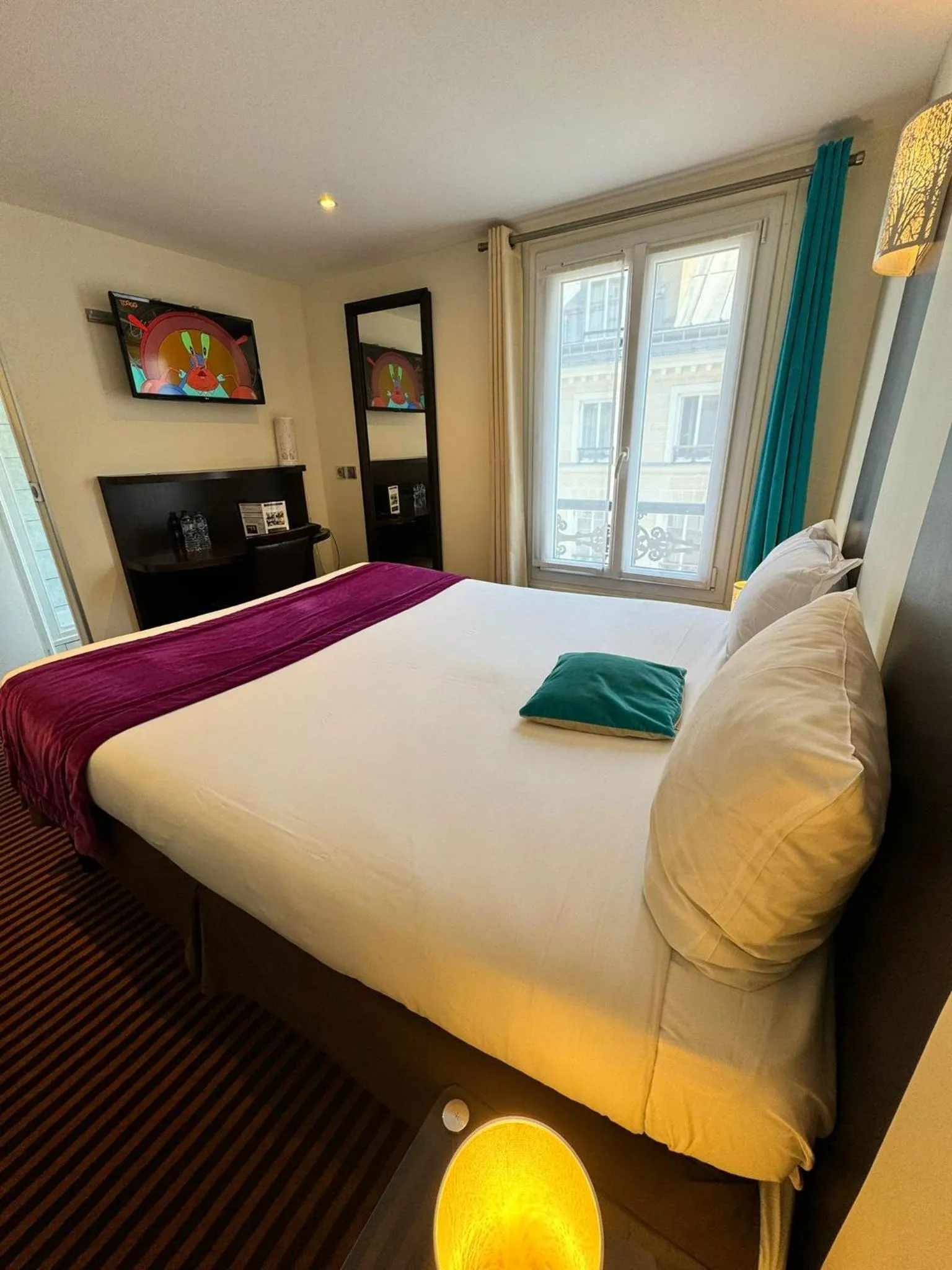 Bed in Hotel Pax Opera