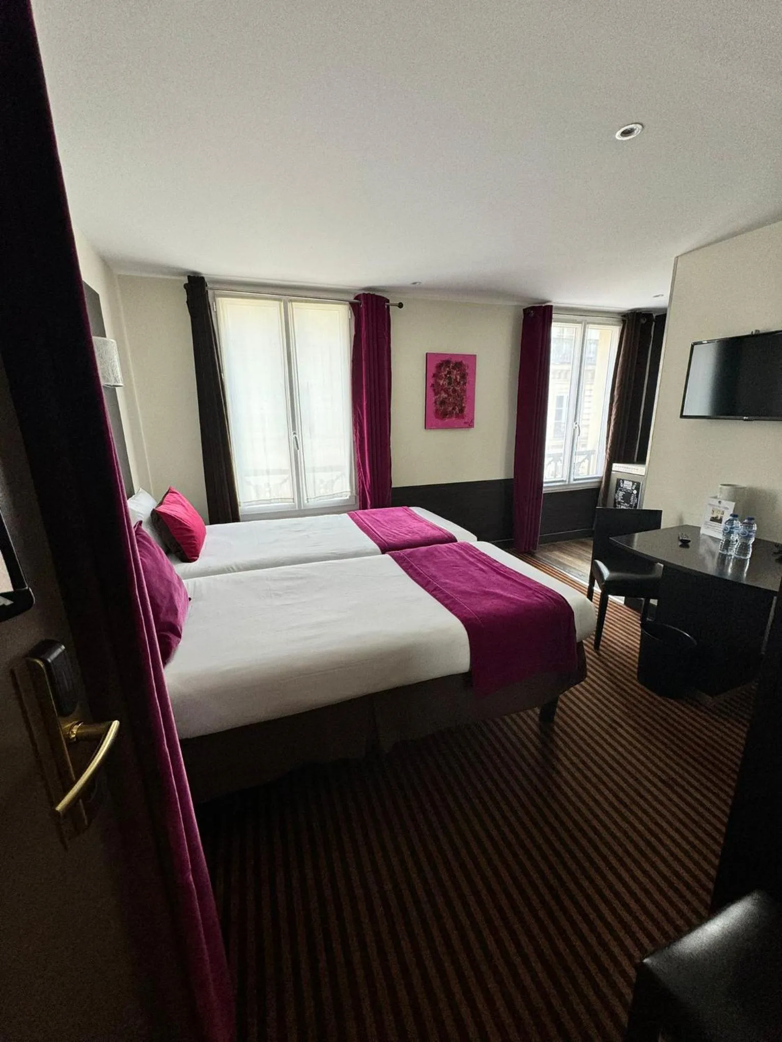 Bed in Hotel Pax Opera