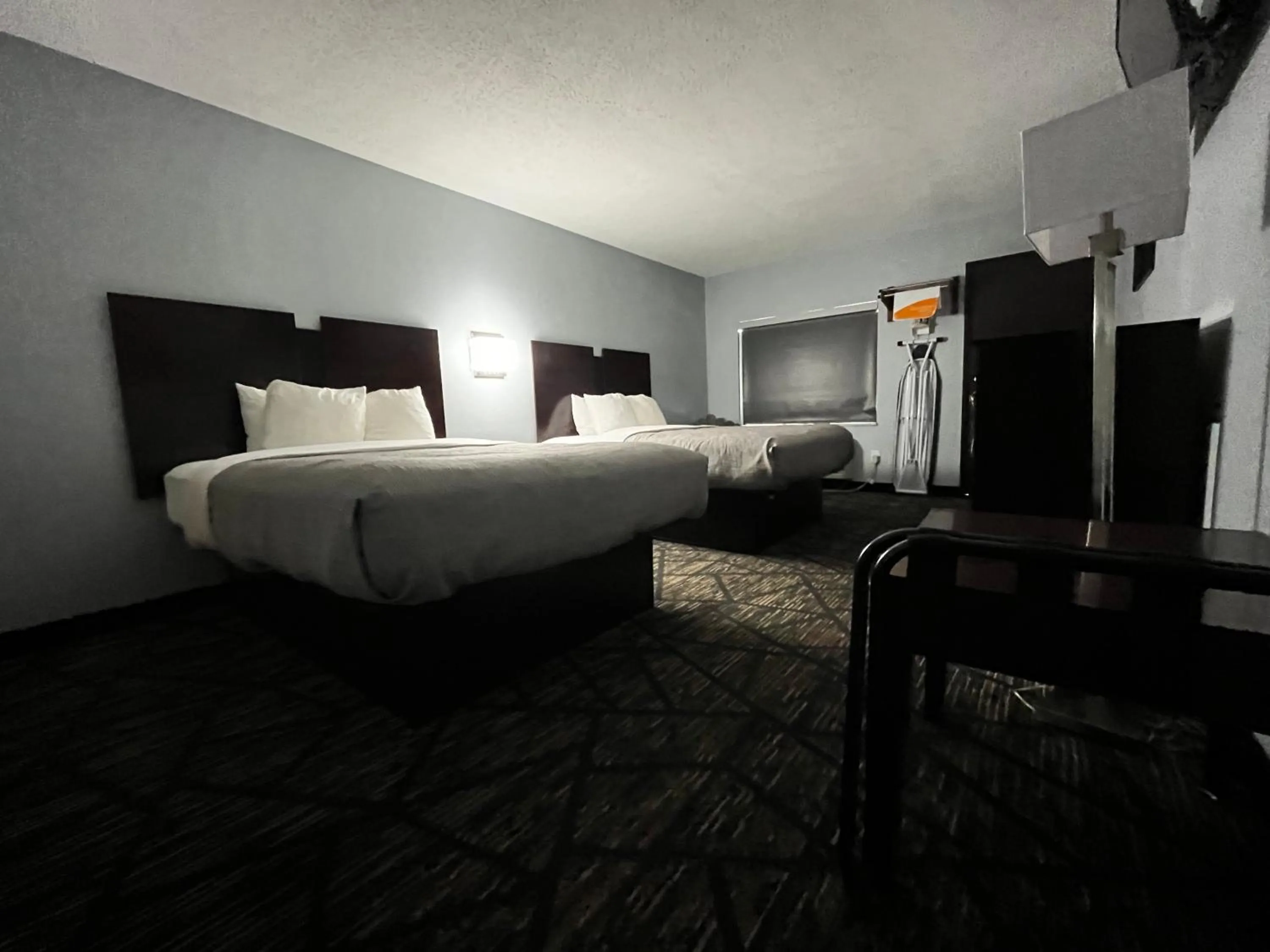 Bedroom, Bed in Quality Inn Grand Rapids Near Downtown