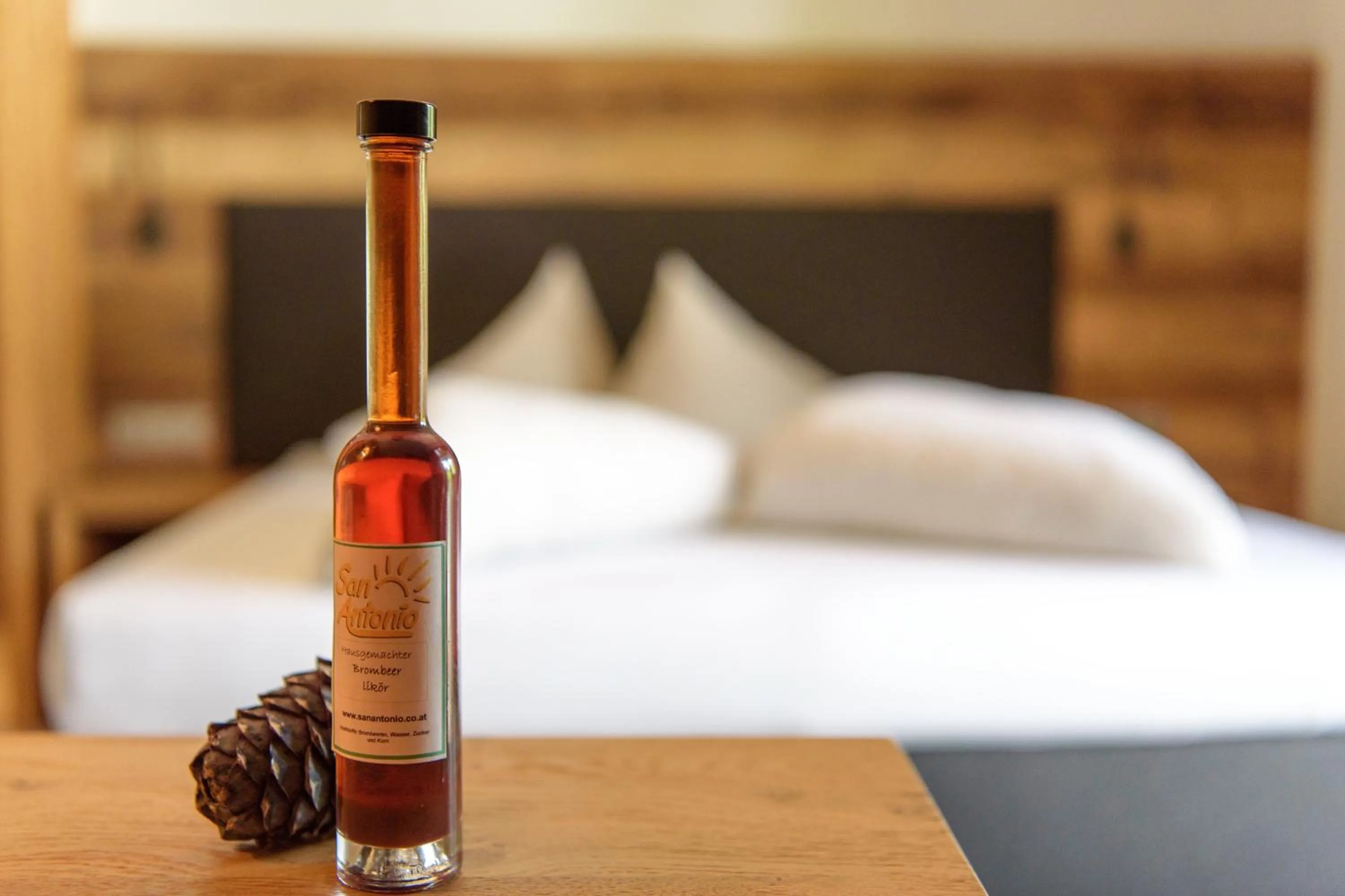 Decorative detail, Bed in Apart Hotel San Antonio