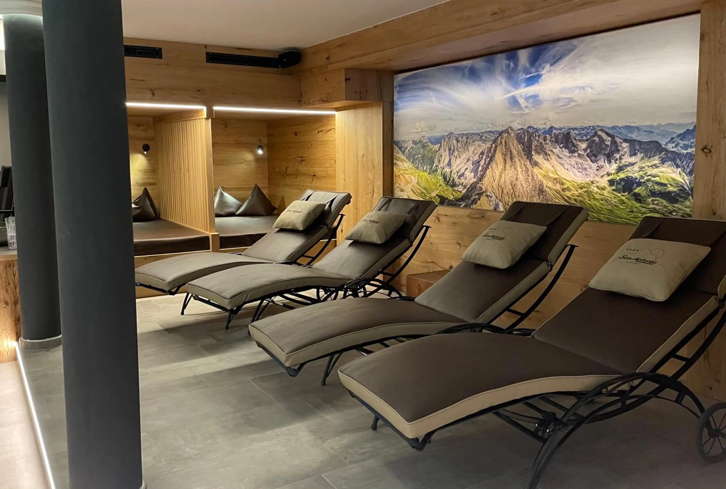 Spa and wellness centre/facilities in Apart Hotel San Antonio