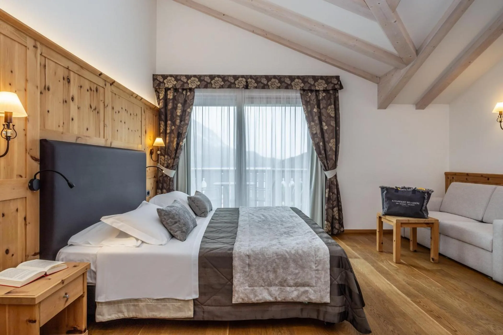 Bed in Alpenresort Belvedere