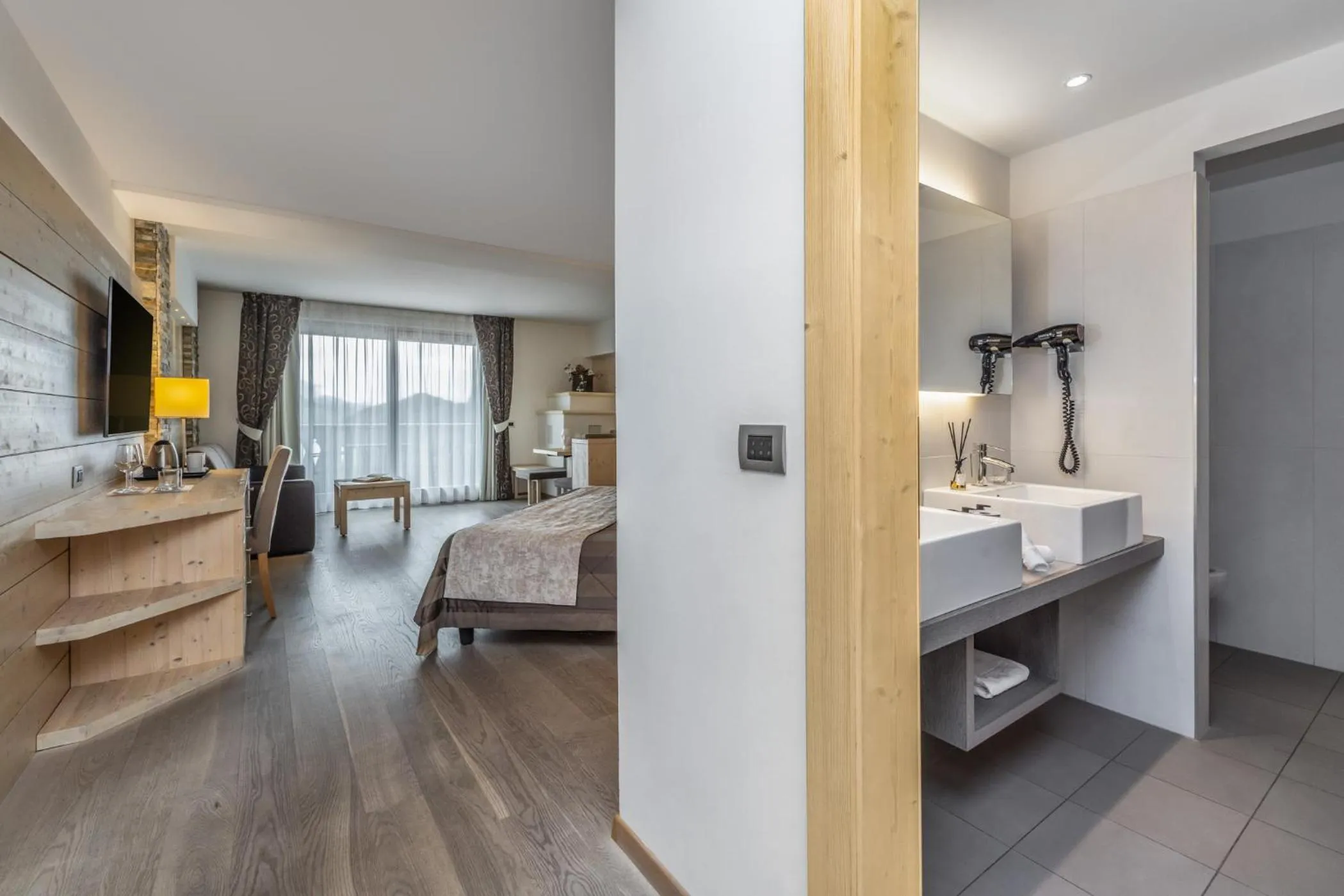 Bed in Alpenresort Belvedere