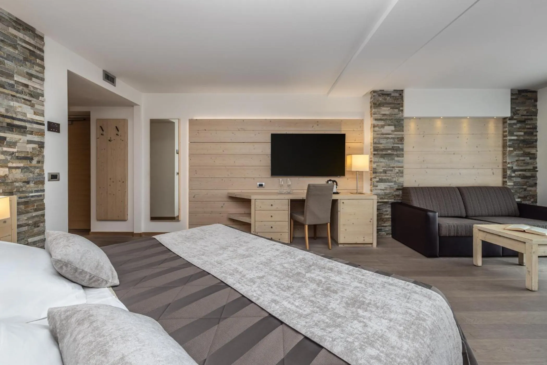 Bed in Alpenresort Belvedere