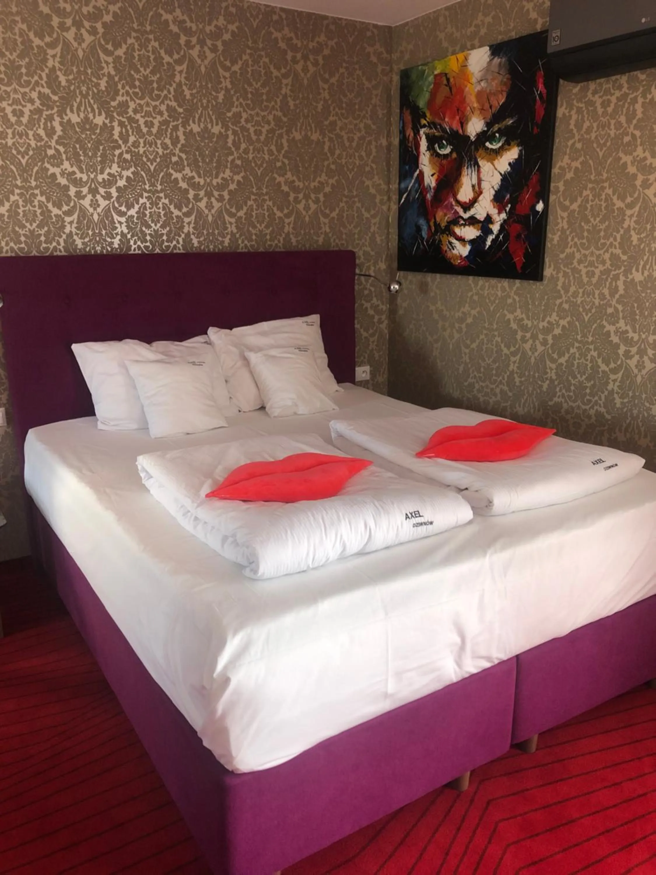 Axel Boutique Jacuzzi & Sauna