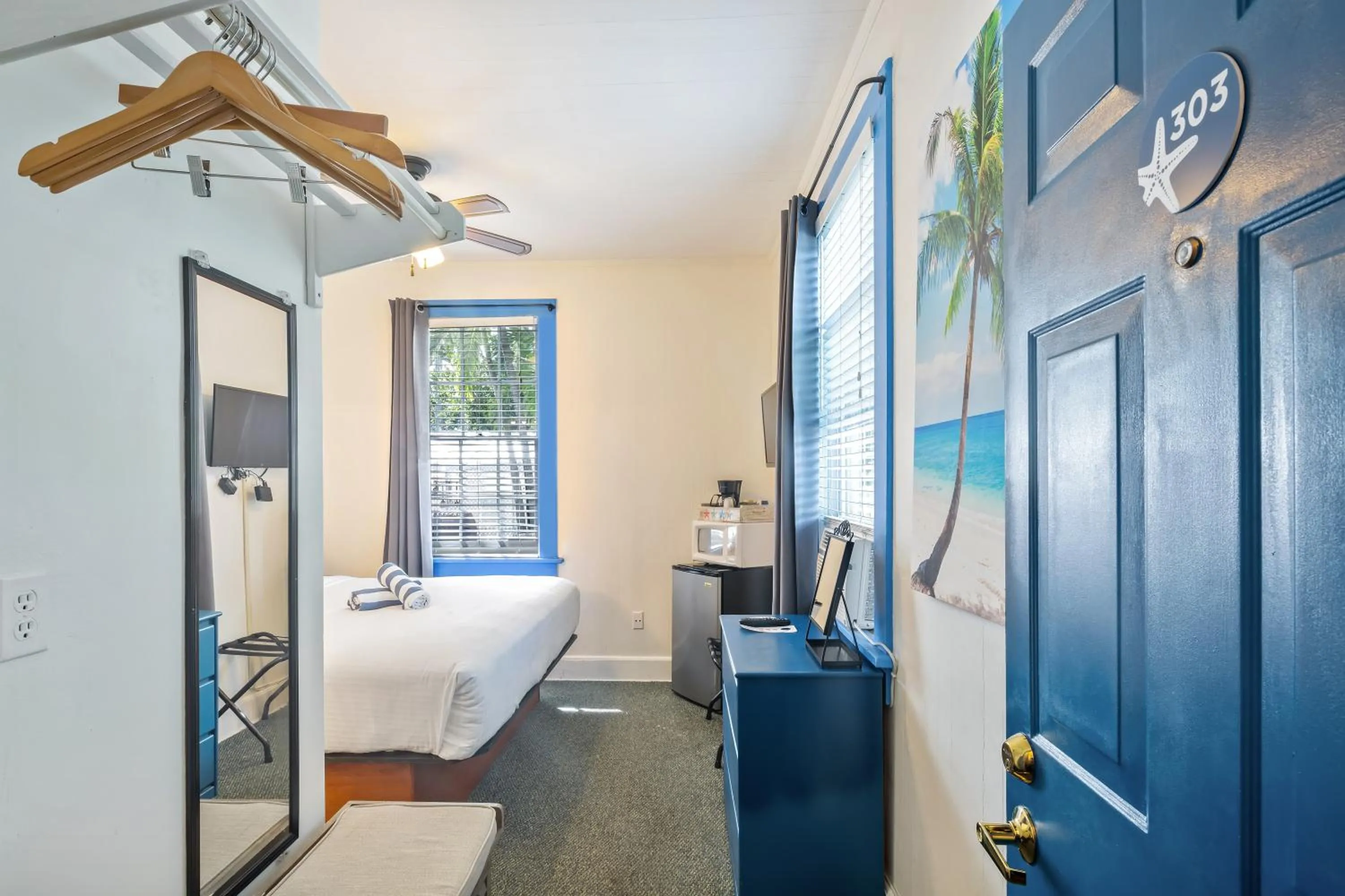 Bed in Kona Kai Oasis