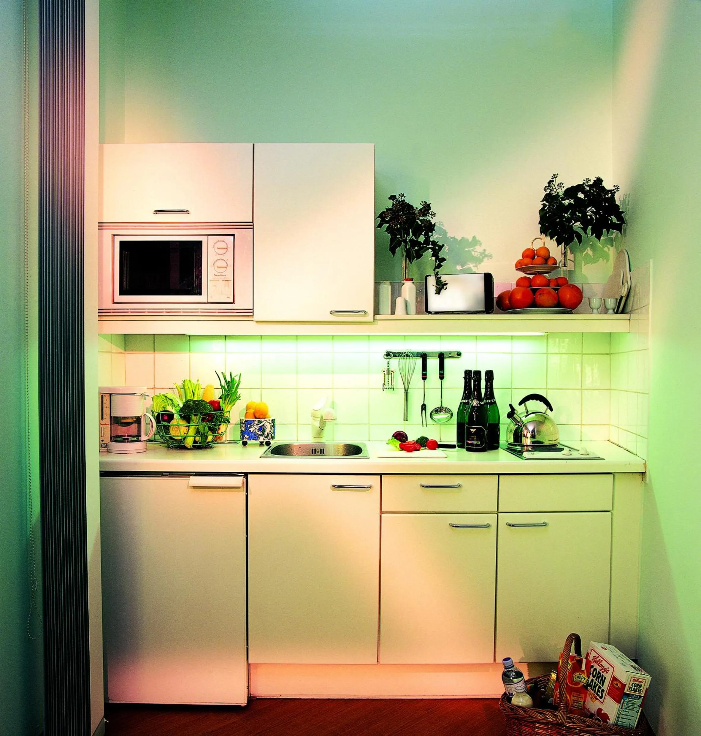 Kitchen or kitchenette in Mondial Appartement Hotel