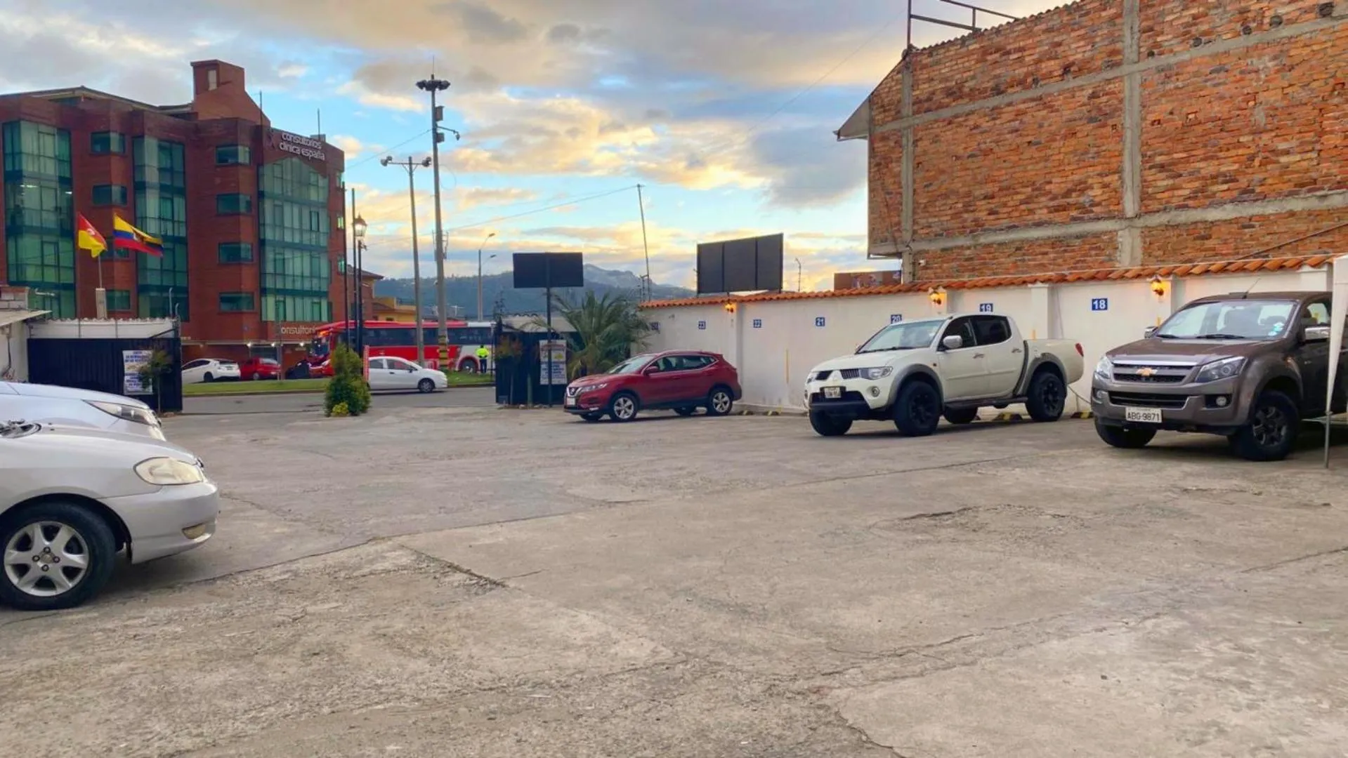 Parking in Hotel La Farola