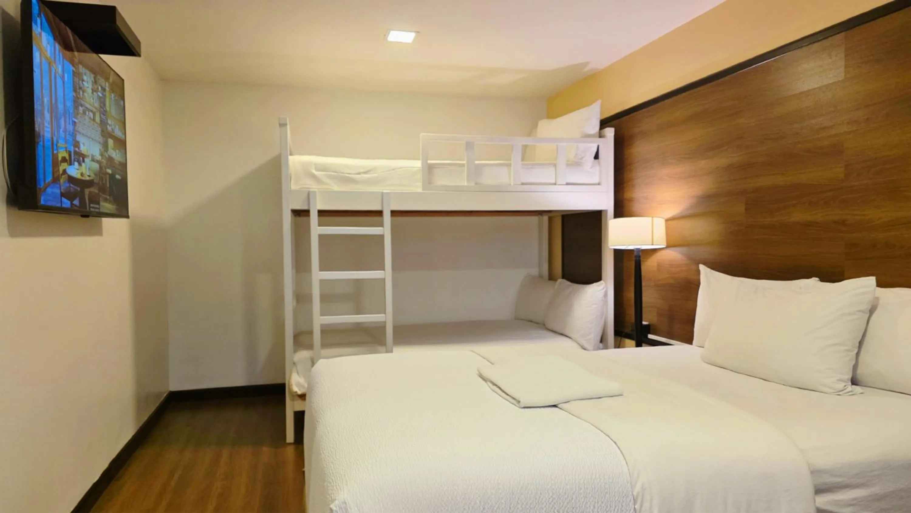 Bed in Hotel La Farola