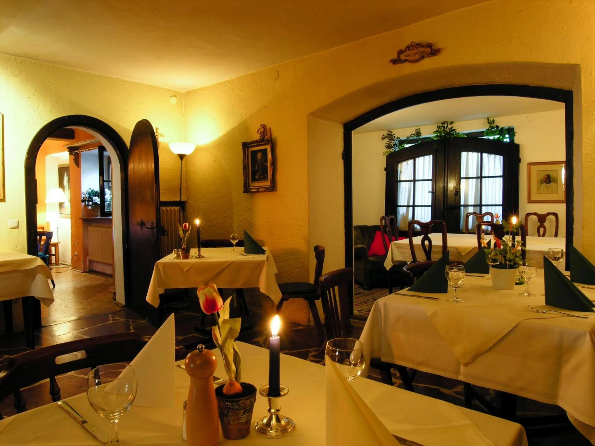 Restaurant/places to eat in Haus Wartenberg