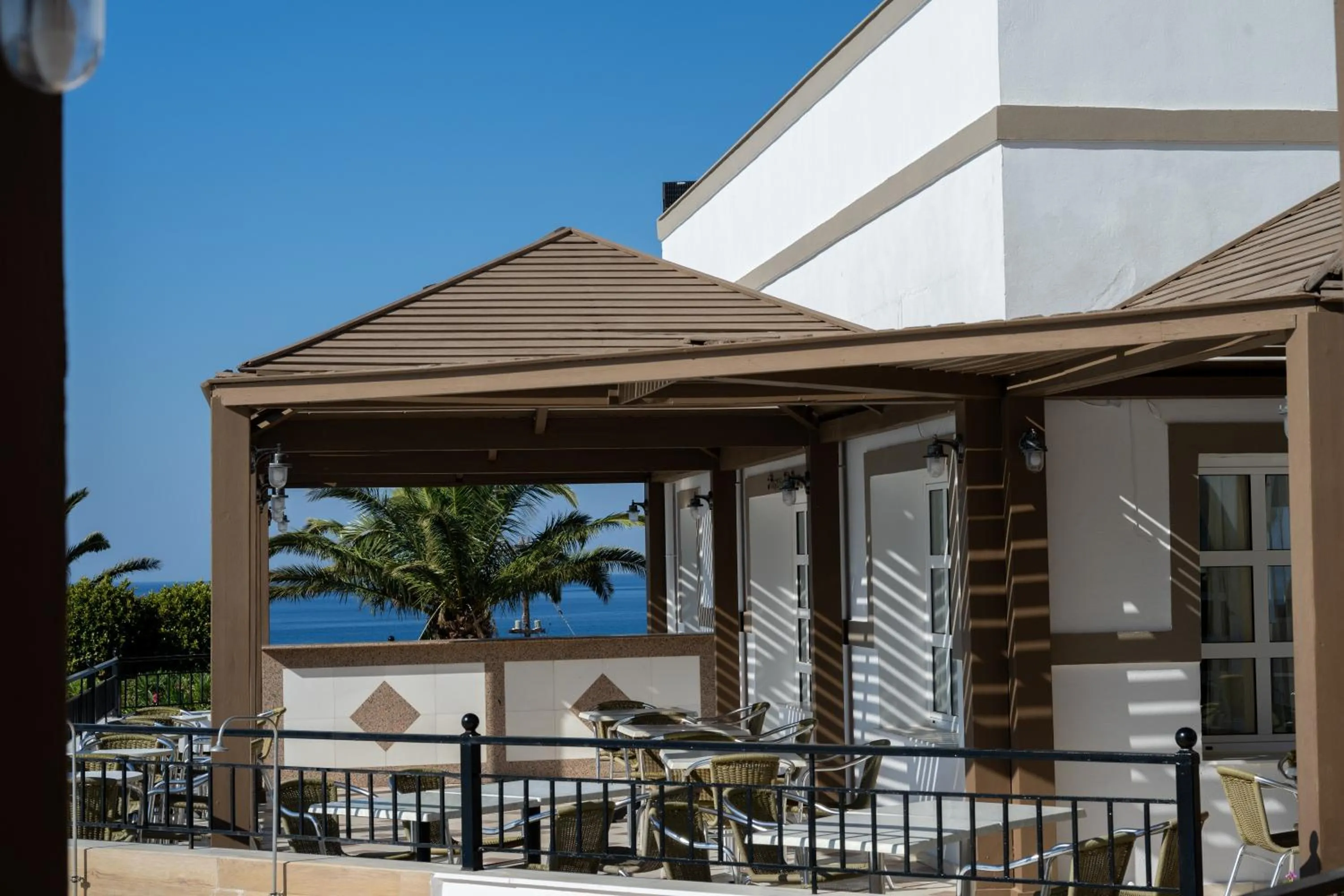 Restaurant/places to eat in Mare Village