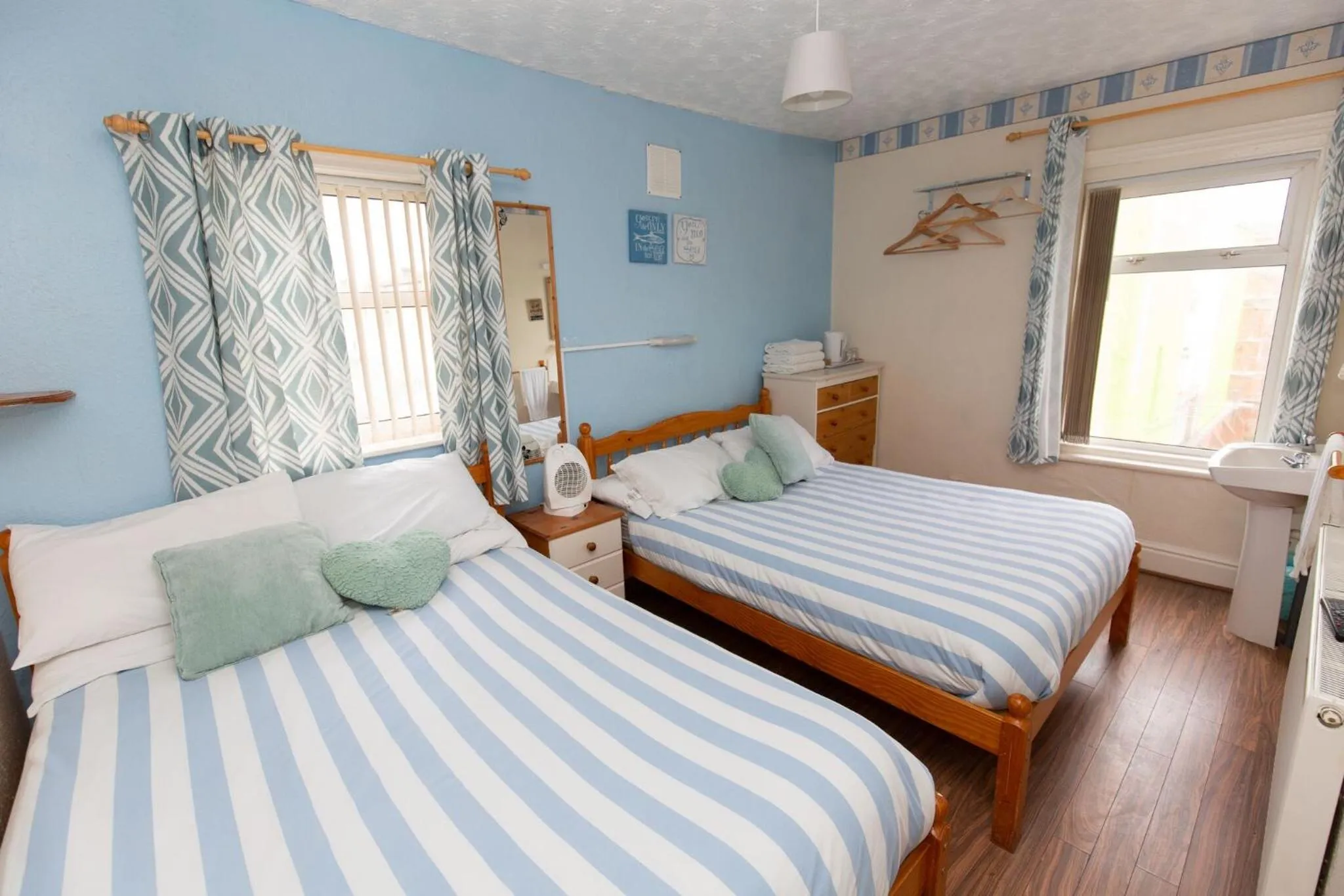 Bed in The Osprey Hotel