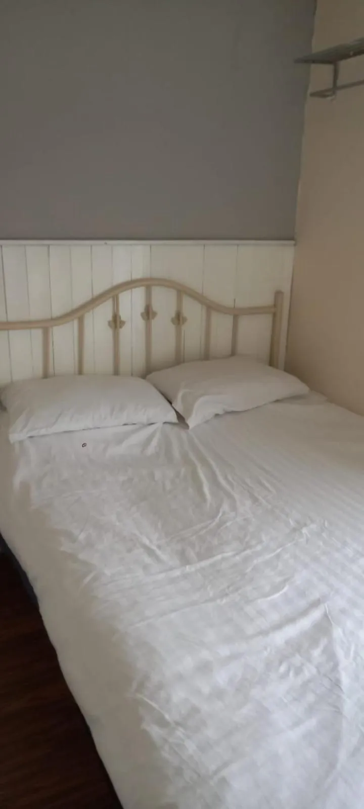 Bed in The Osprey Hotel