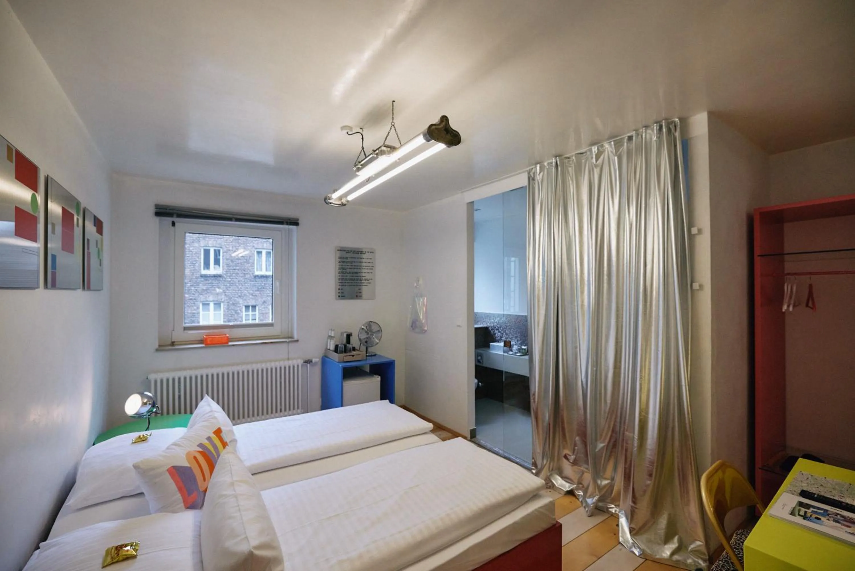 Bedroom, Bed in 18Arts Hotel - Living in a Gallery!