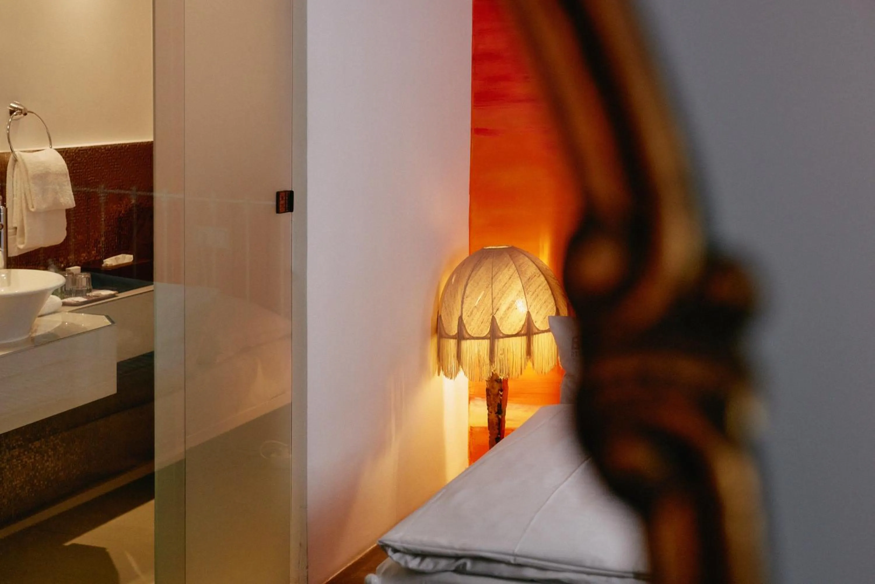 Bedroom, Bed in 18Arts Hotel - Living in a Gallery!