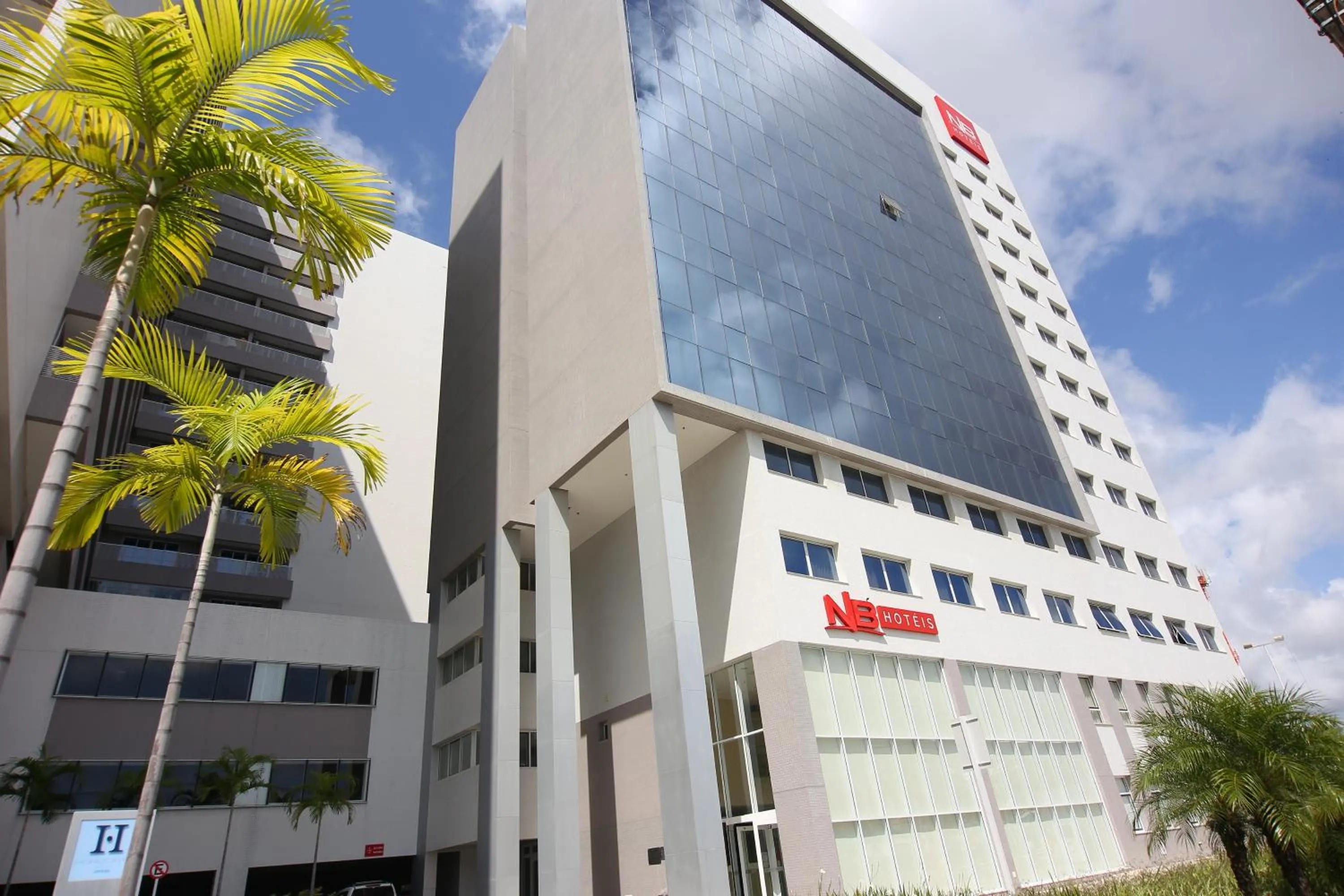 Property building in NB Hoteis