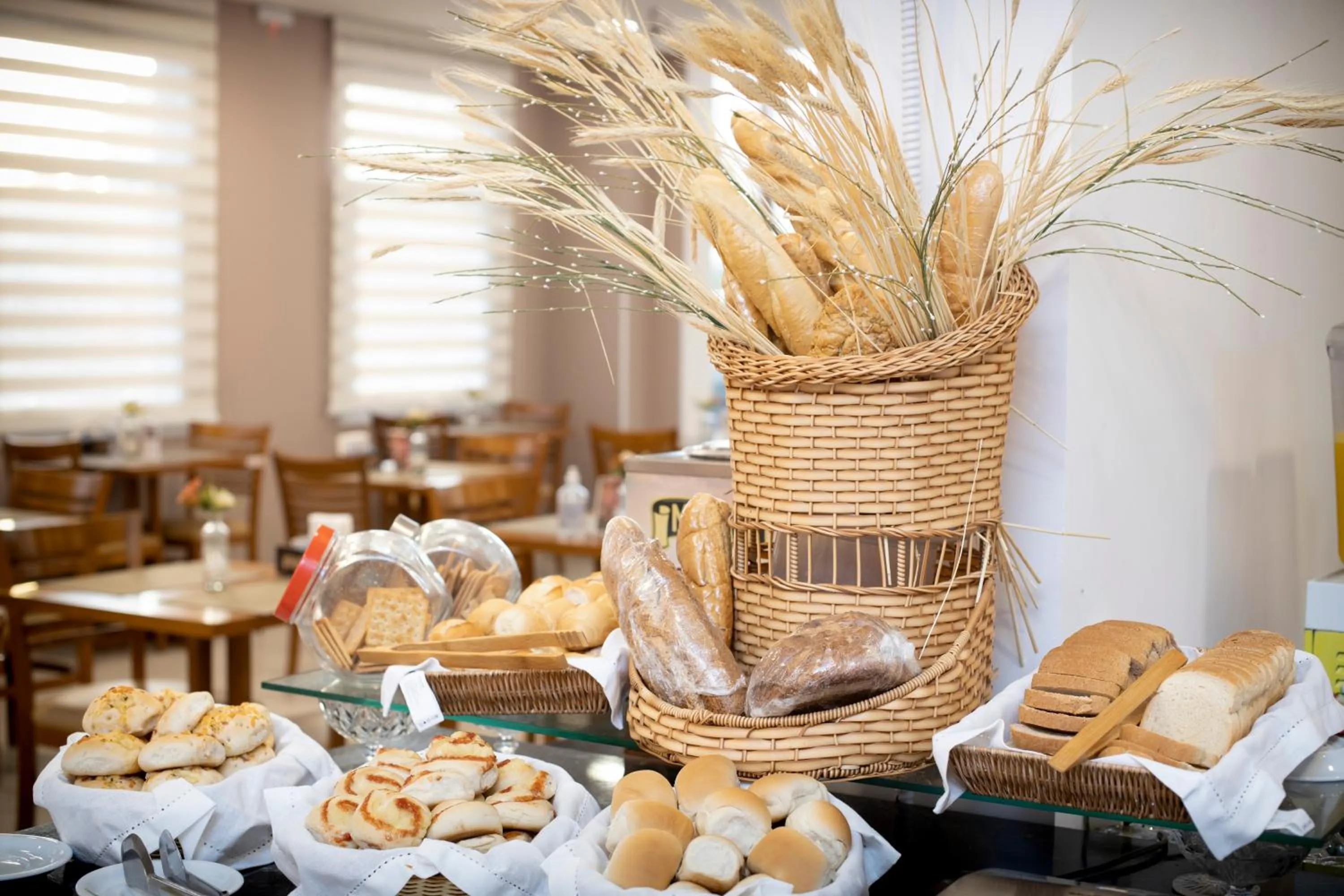 Buffet breakfast in NB Hoteis