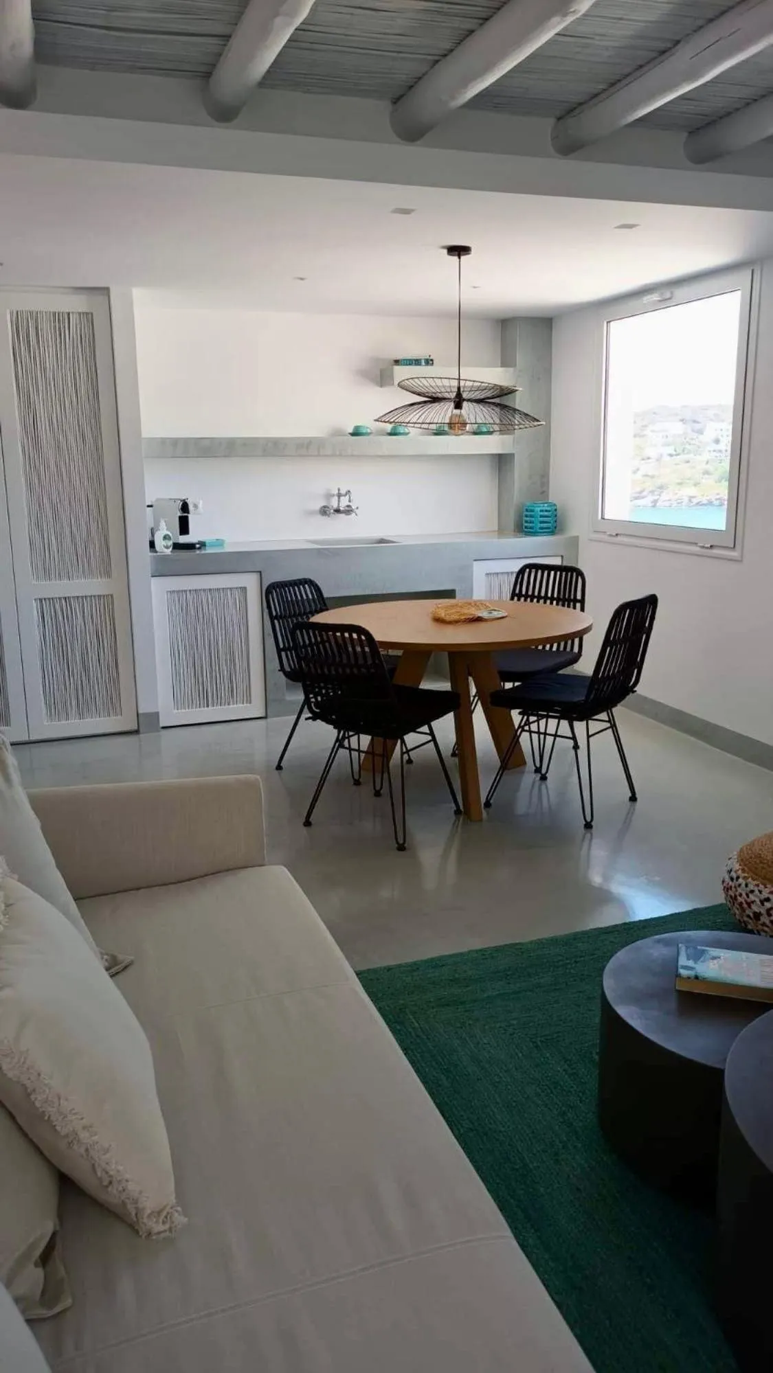 Paradise Design Apartments