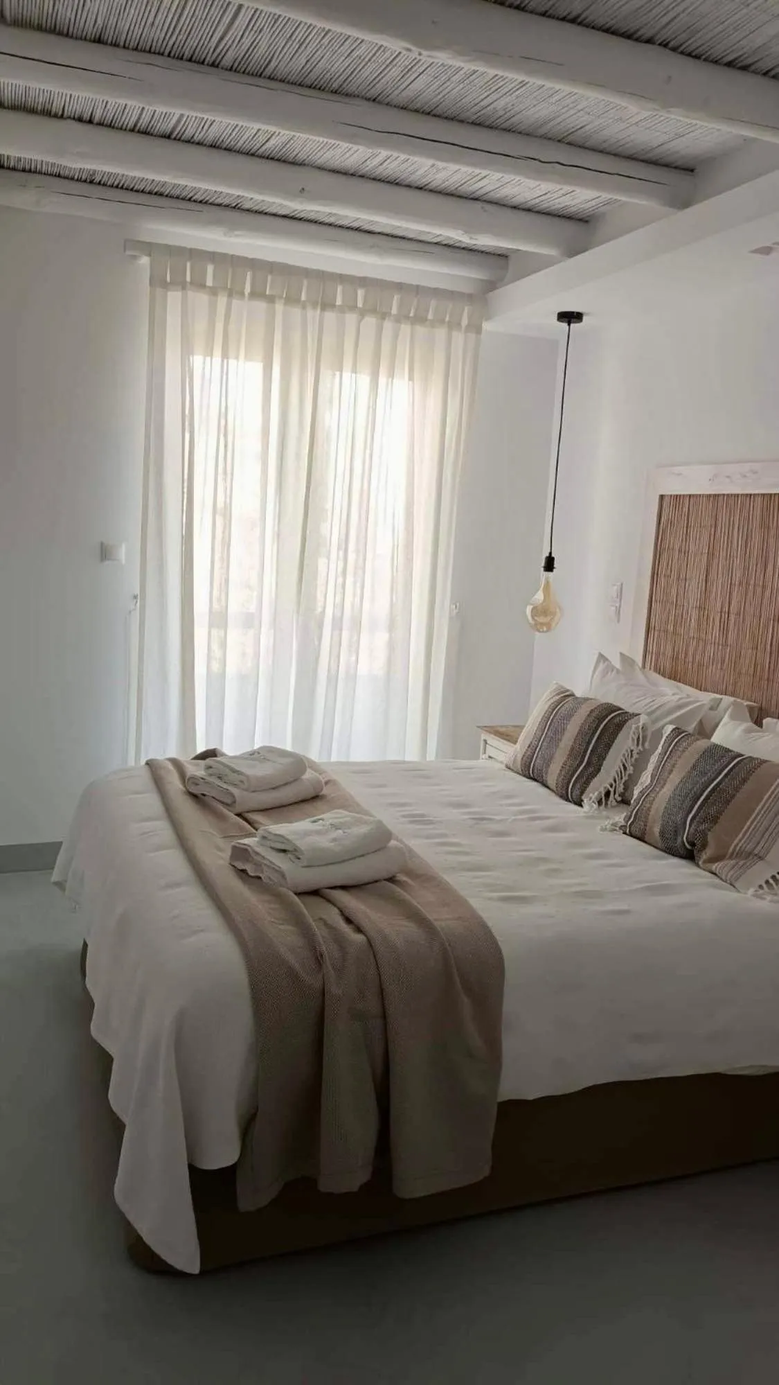 Bed in Paradise Design Apartments