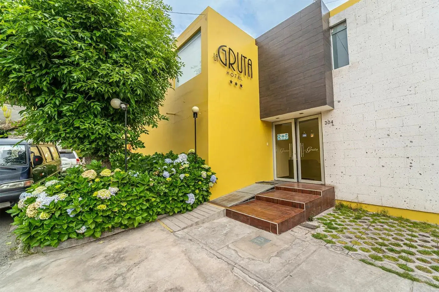 Hotel La Gruta Hotel La Gruta