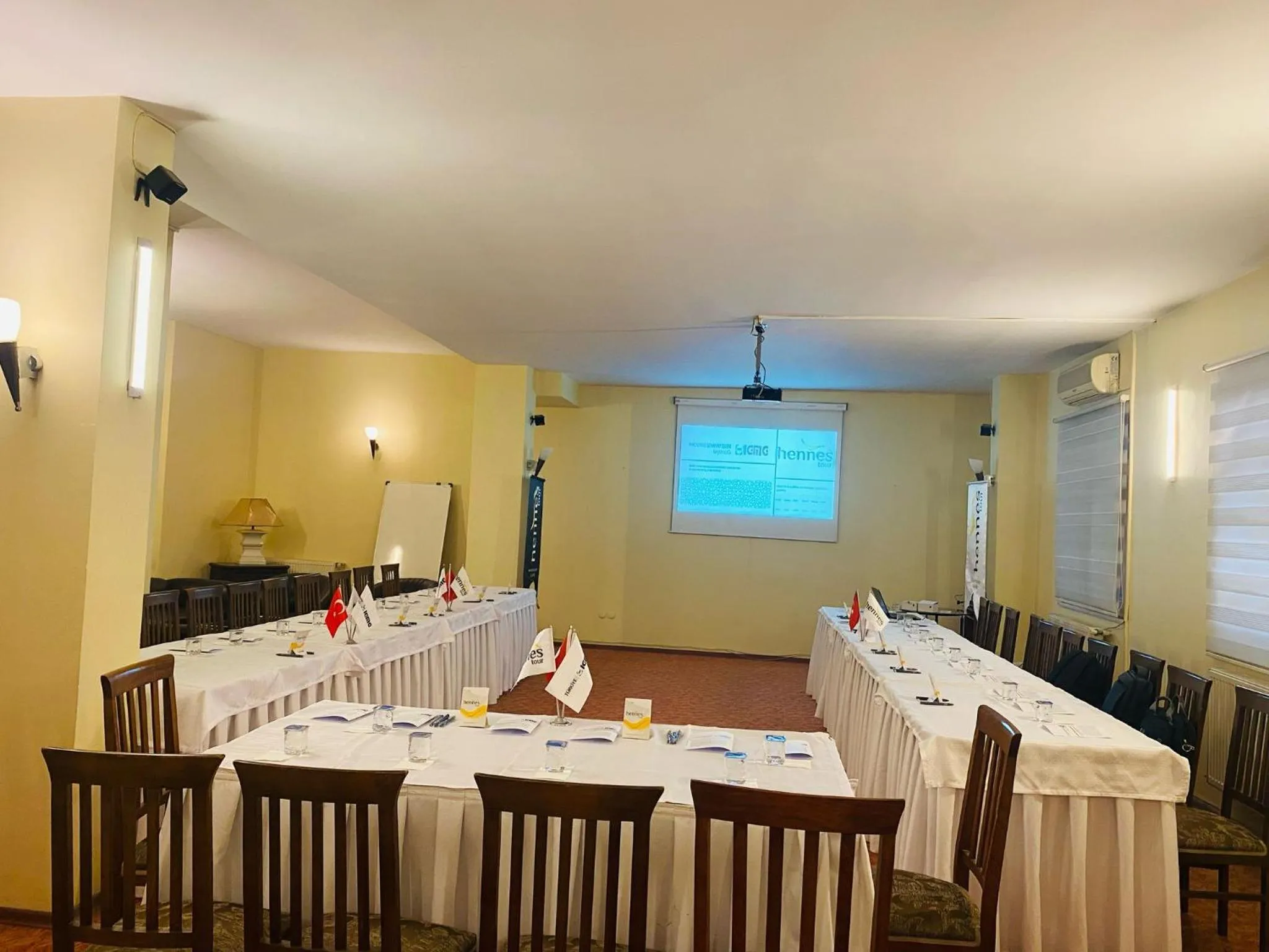 Meeting/conference room in Fatih Resadiye Hotel