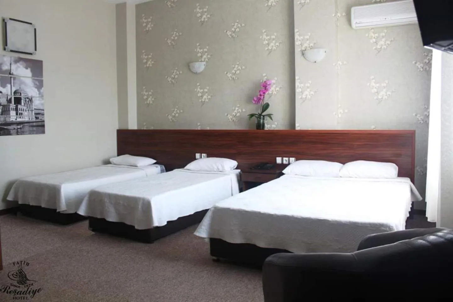 Bed in Fatih Resadiye Hotel