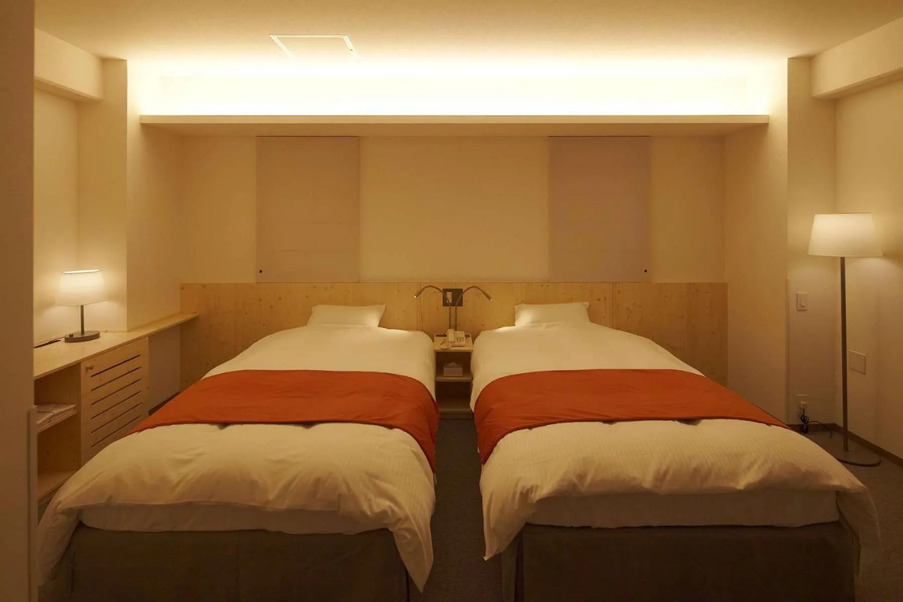 Photo of the whole room, Bed in Shin-Osaka Station Hotel