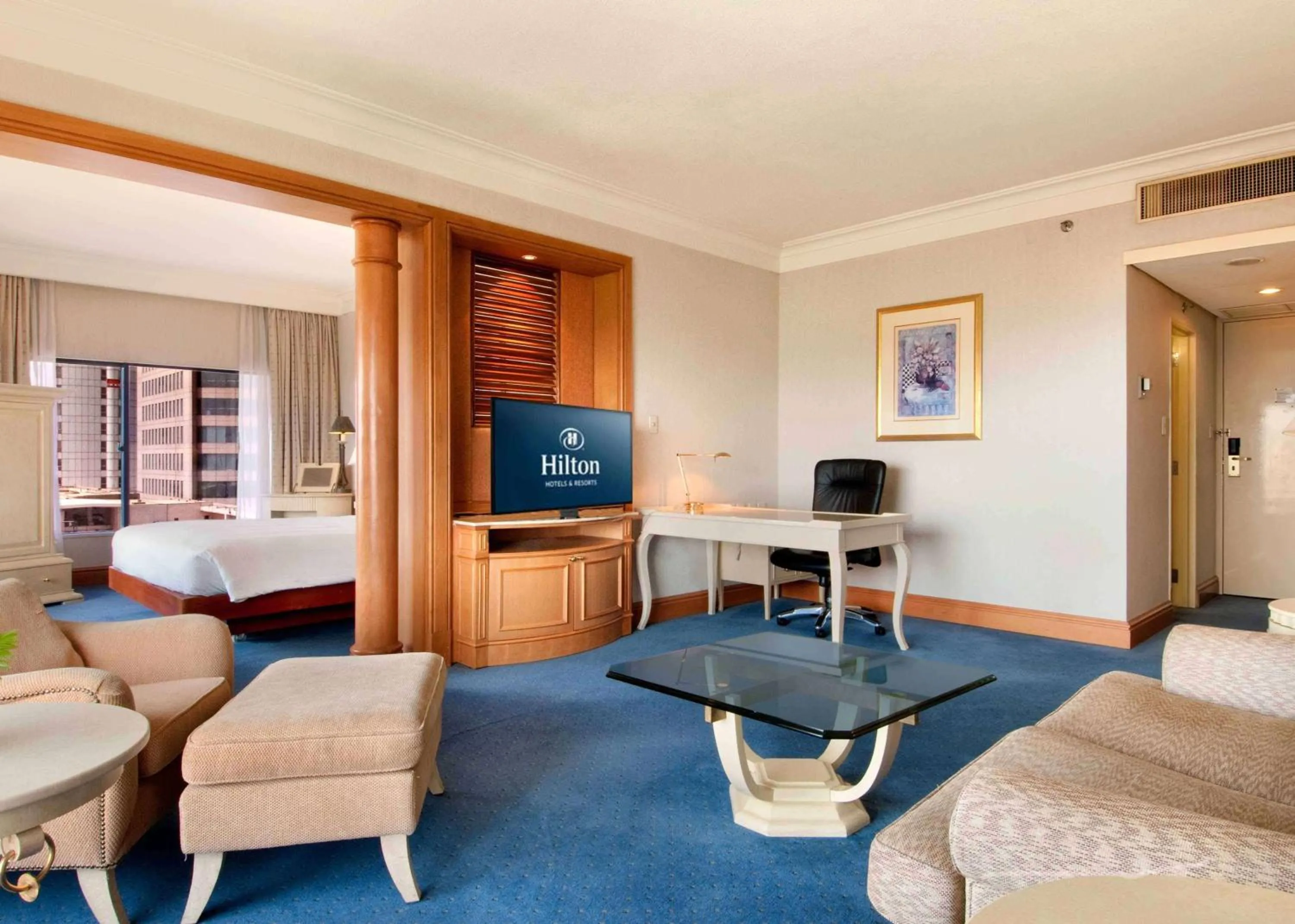 Bed in Hilton Colombo Hotel