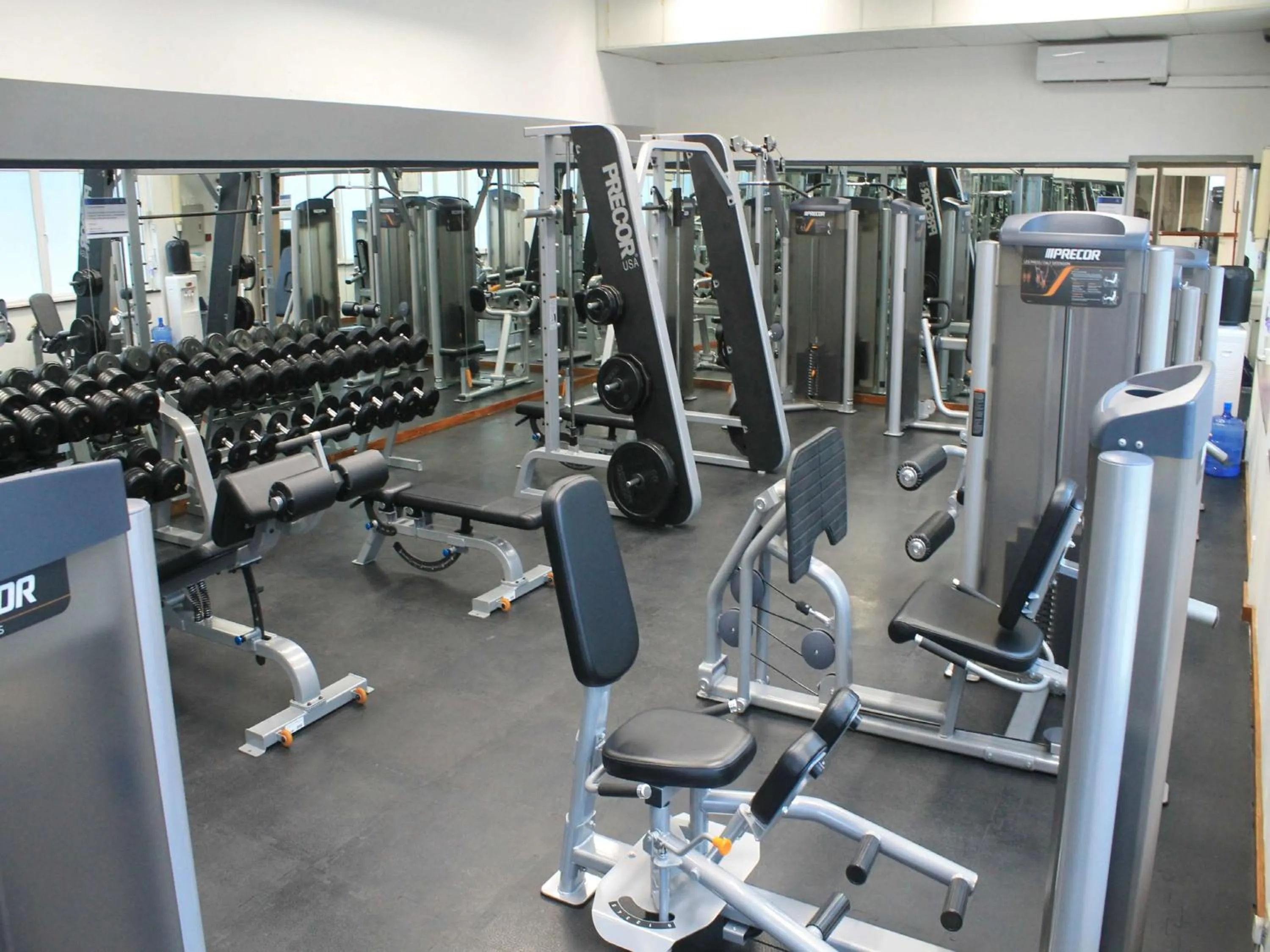 Fitness centre/facilities in Hilton Colombo Hotel