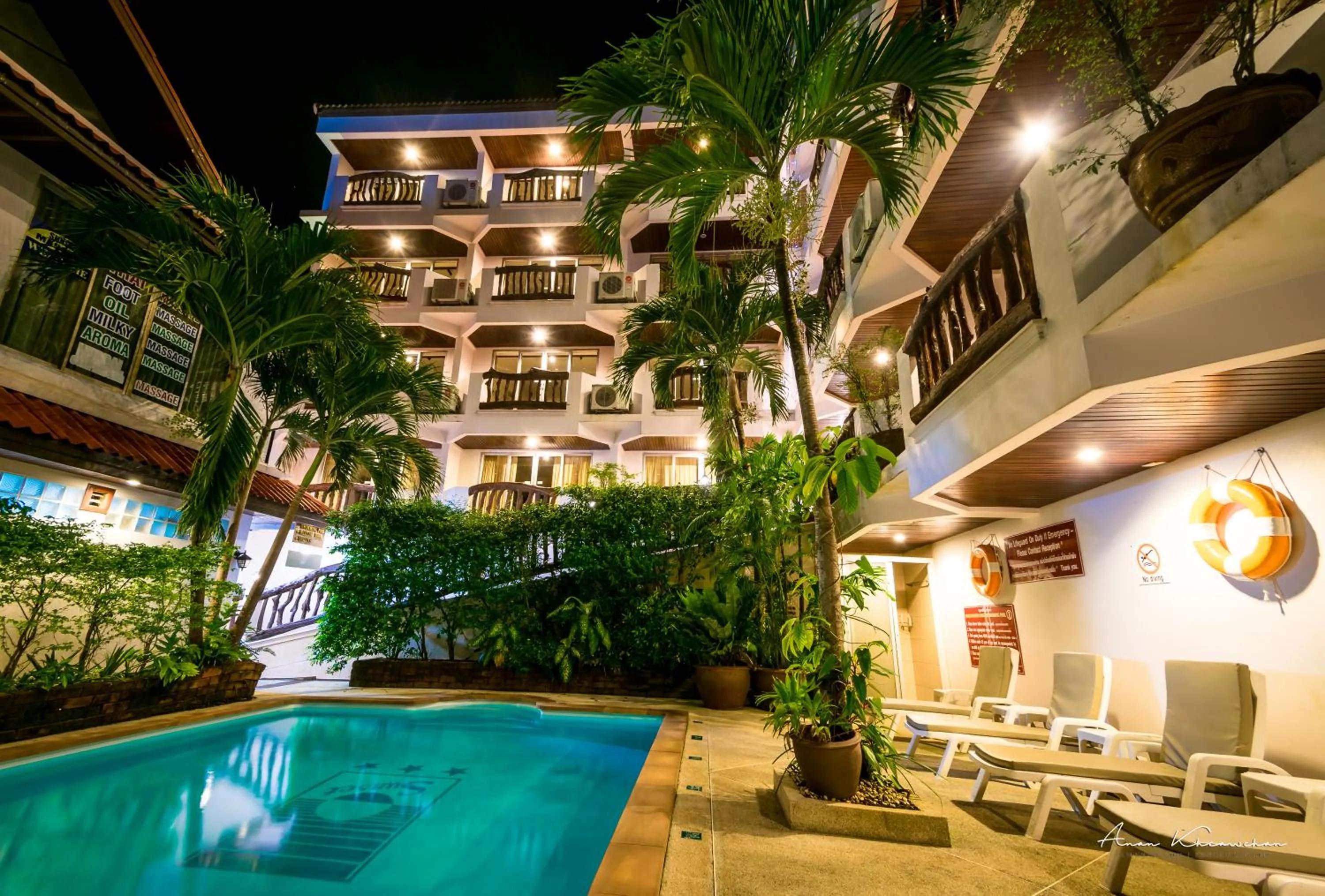 Swimming pool in Aonang Sunset Hotel - SHA Extra Plus