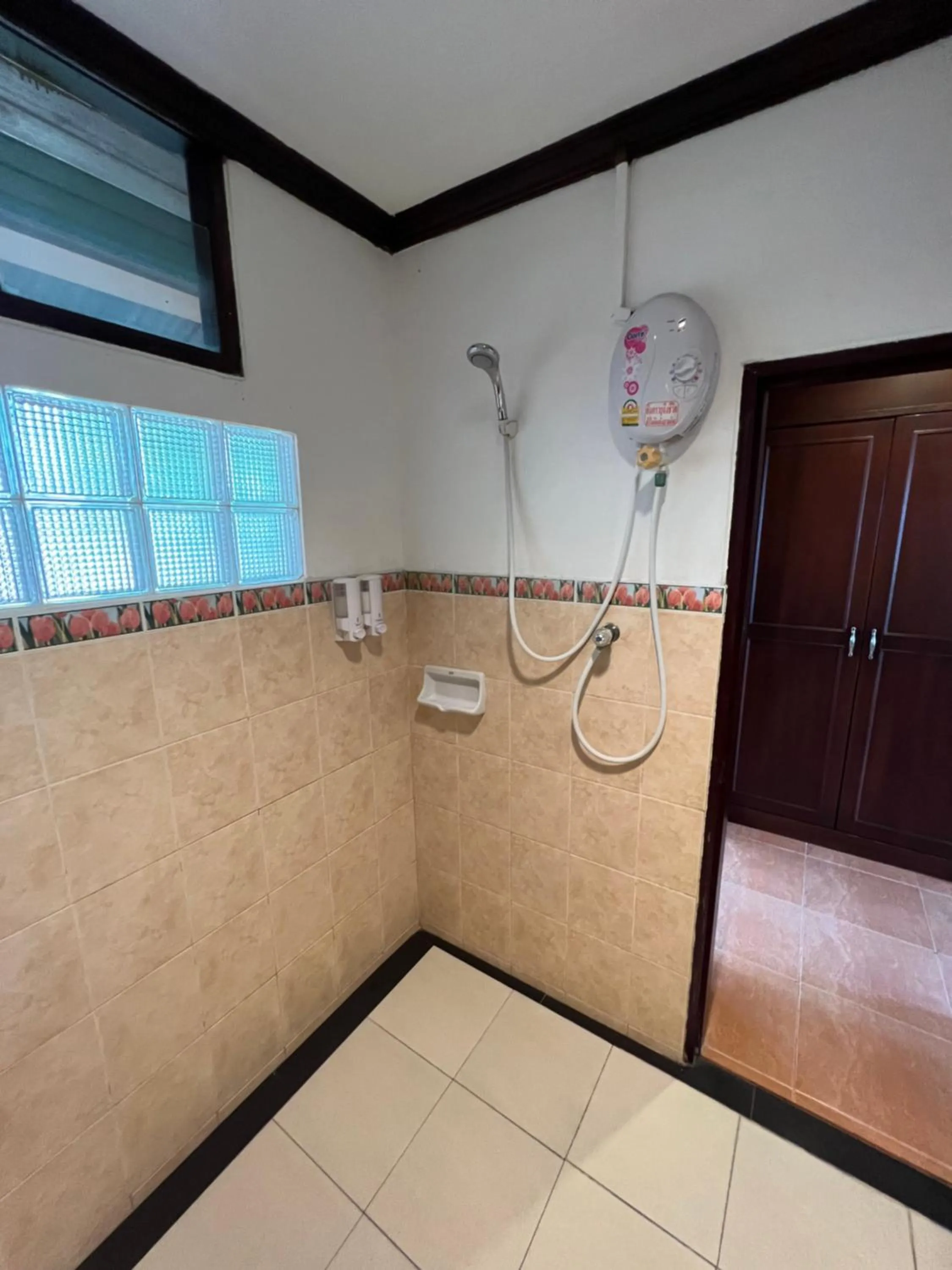 Shower in Sea Breeze Resort - SHA Plus