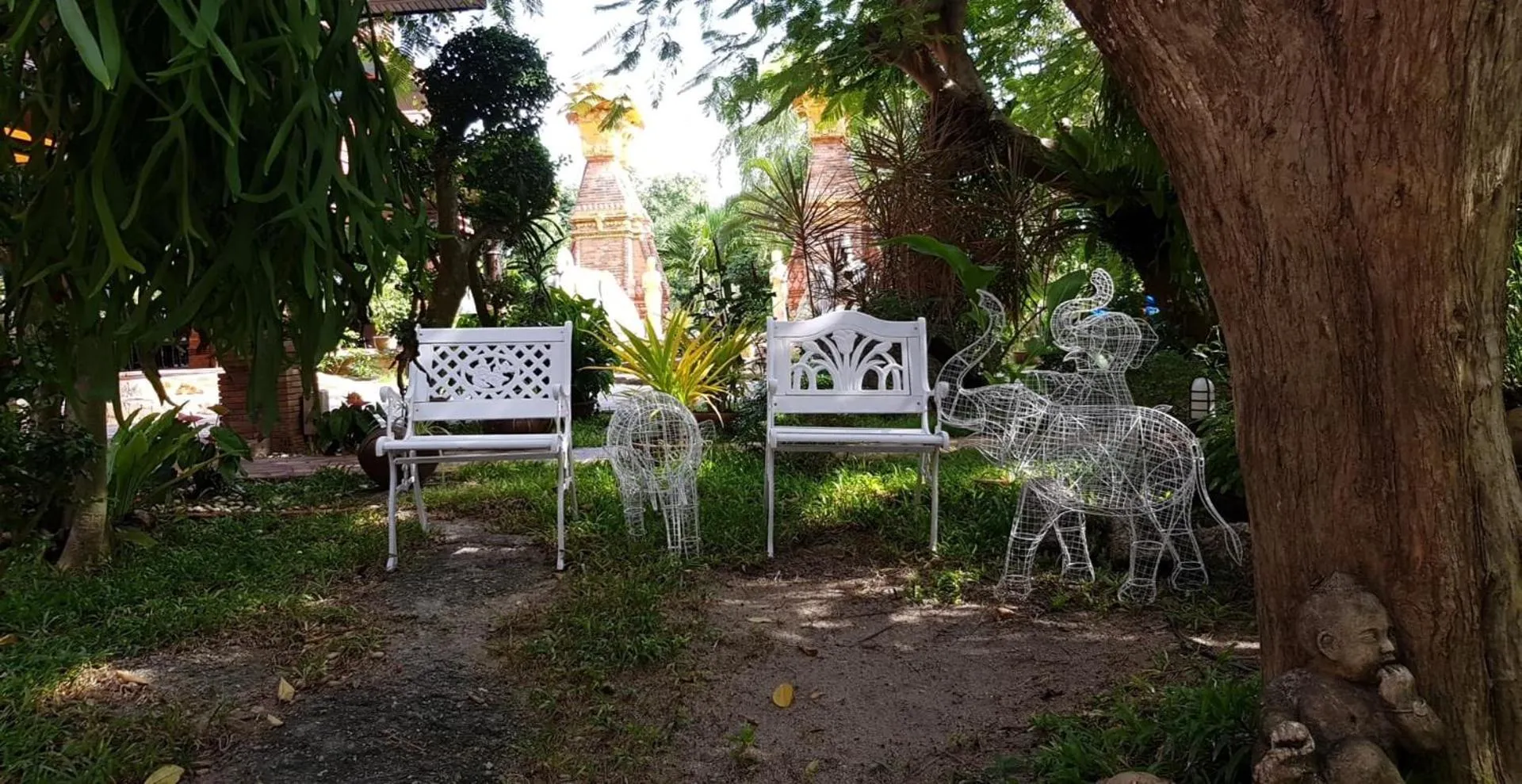 Garden in Sea Breeze Resort - SHA Plus