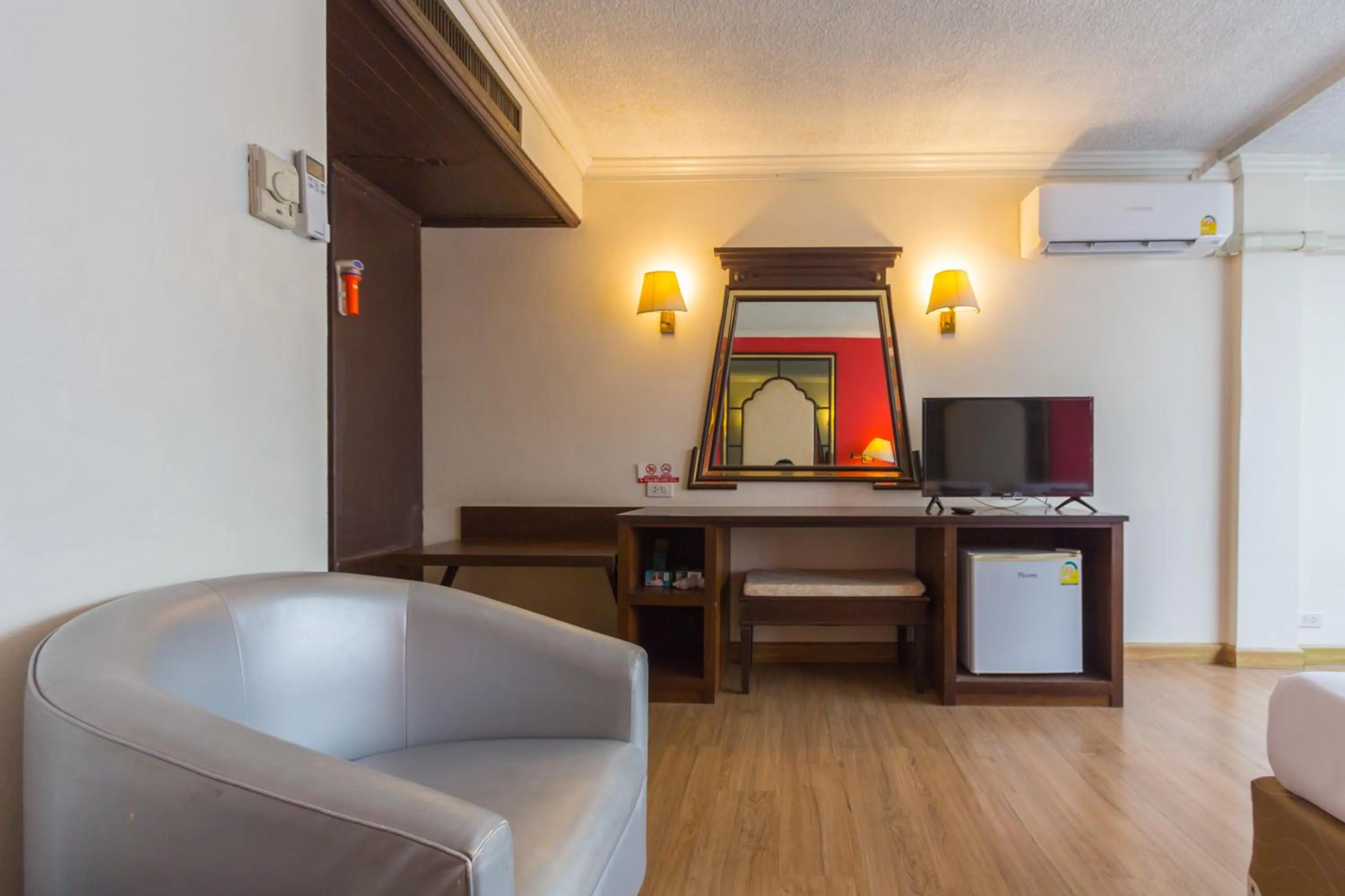 TV and multimedia in BP Chiangmai City Hotel