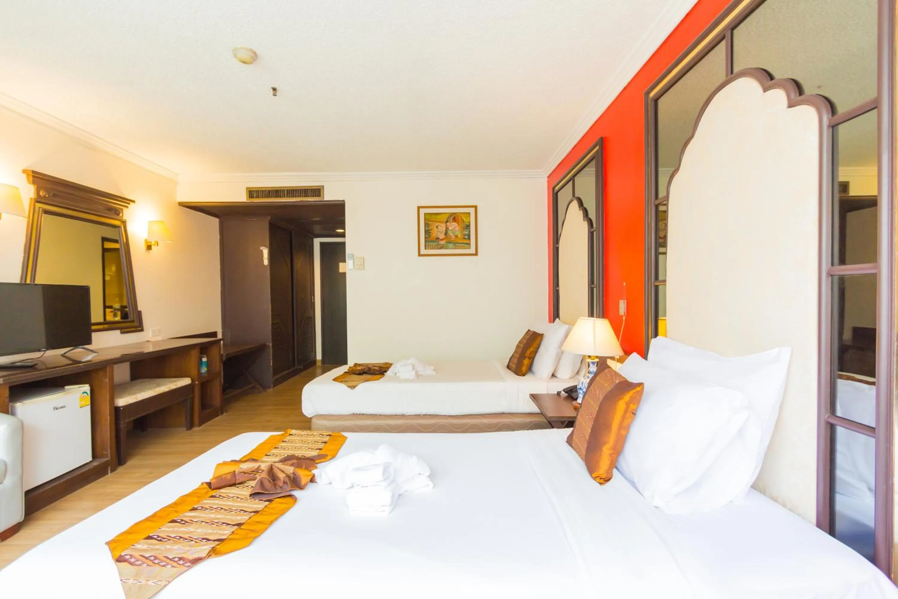 Bed in BP Chiangmai City Hotel