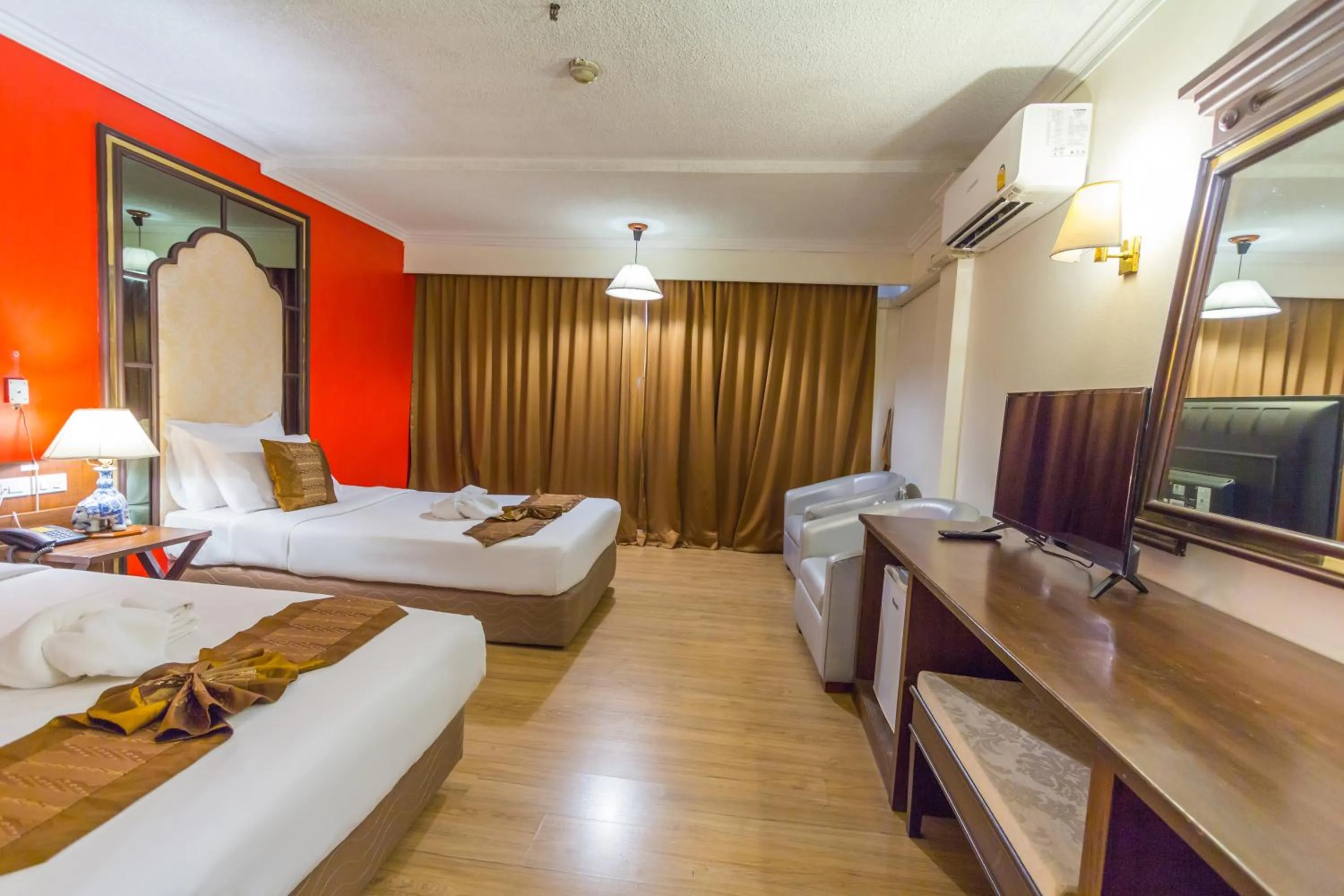 Bed in BP Chiangmai City Hotel