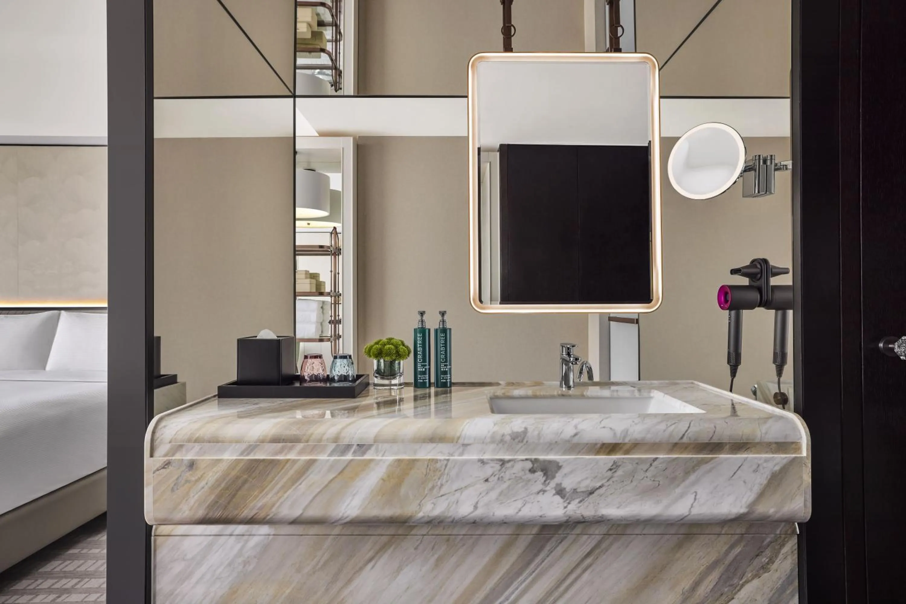 Hilton Shanghai City Center