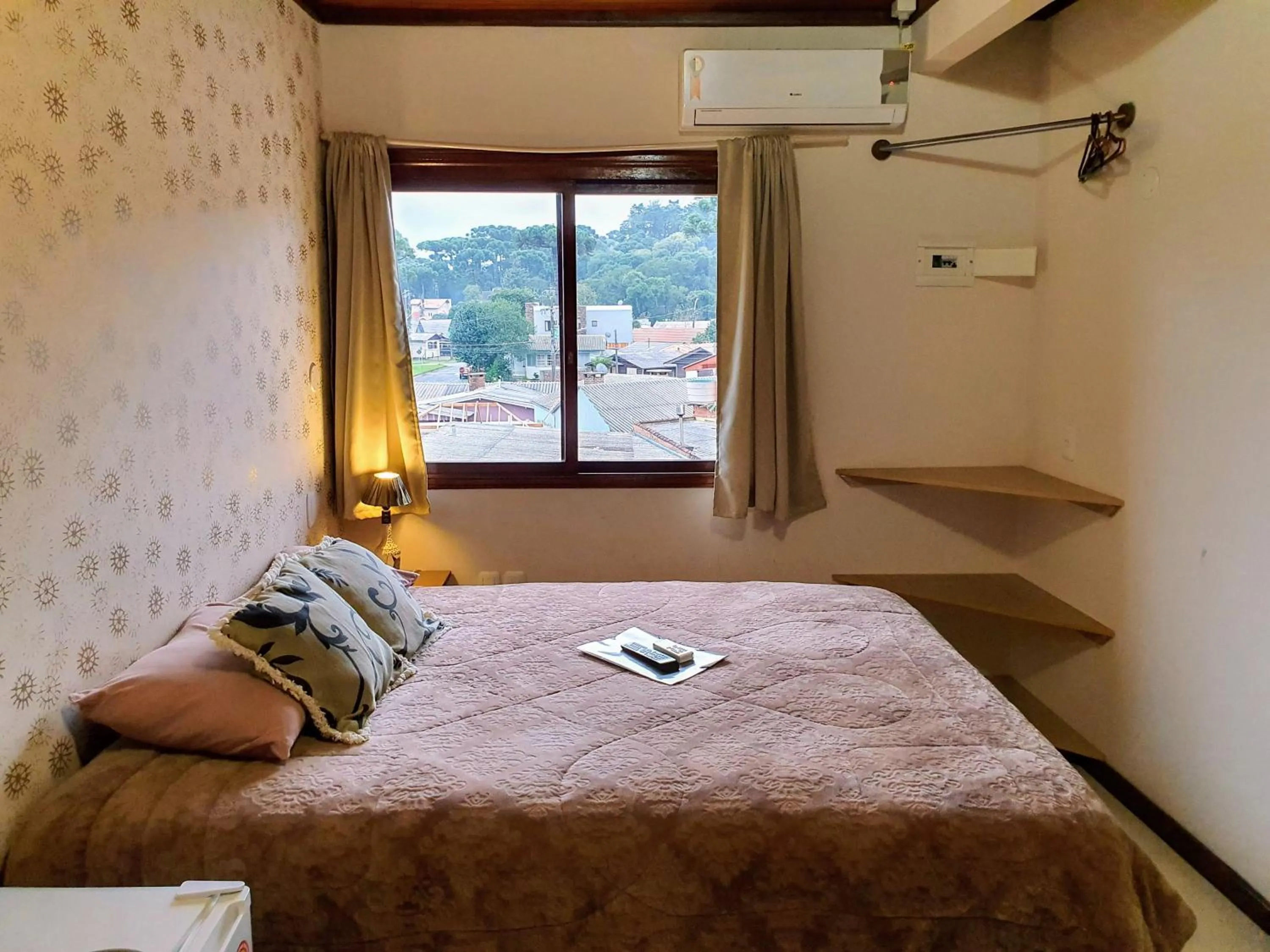 Bed in Residencial Borges Canela