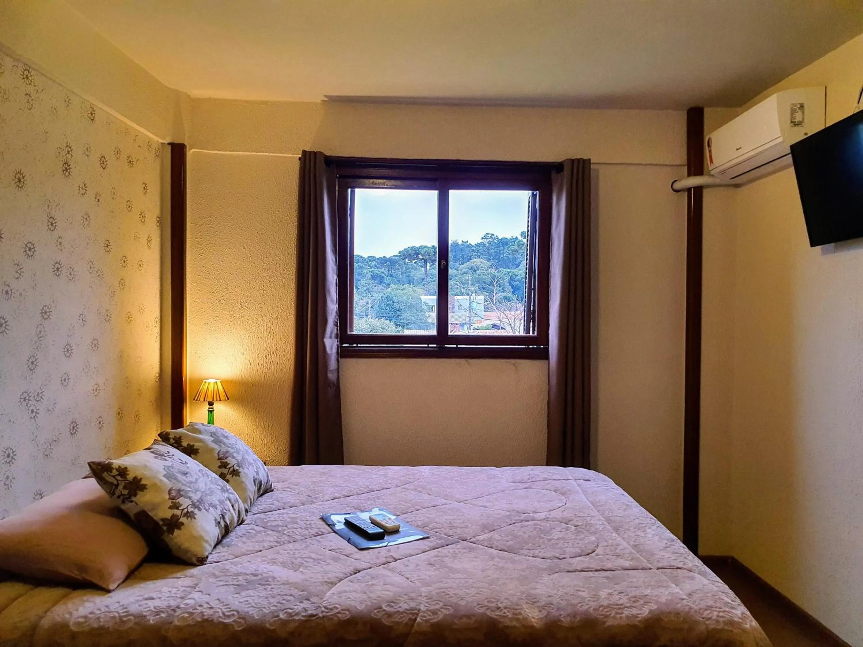 Bed in Residencial Borges Canela