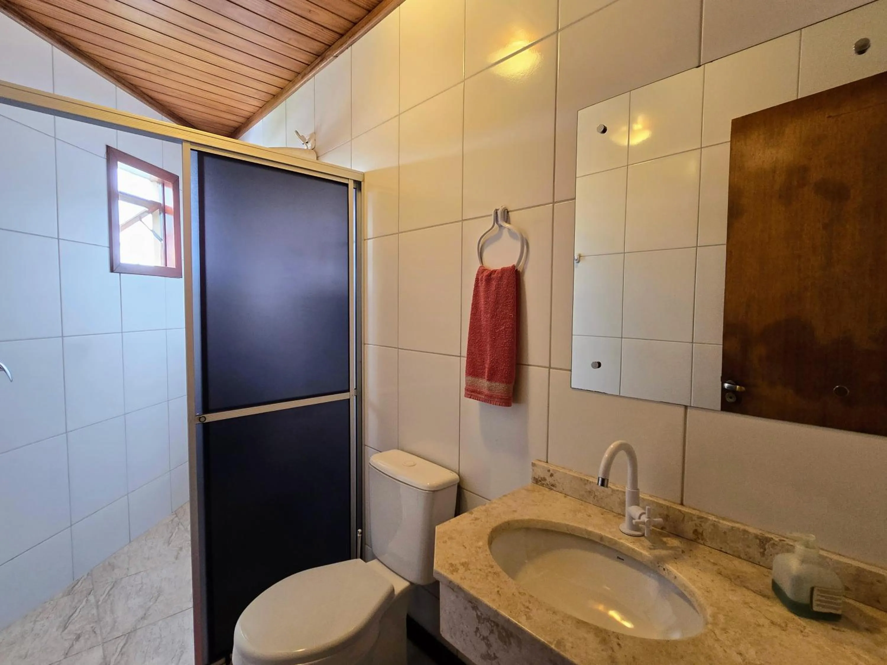Shower in Residencial Borges Canela