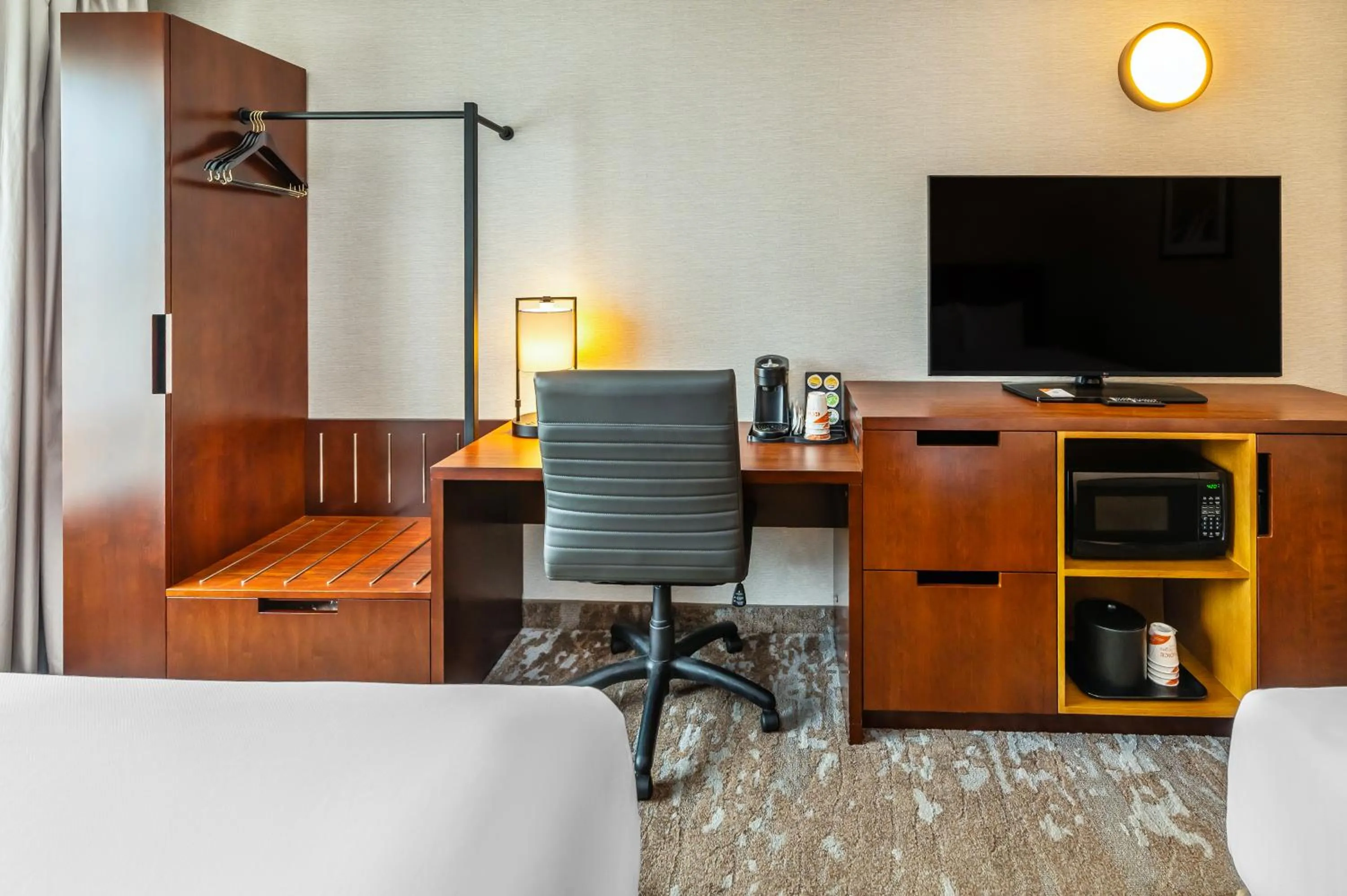 TV and multimedia in Comfort Inn