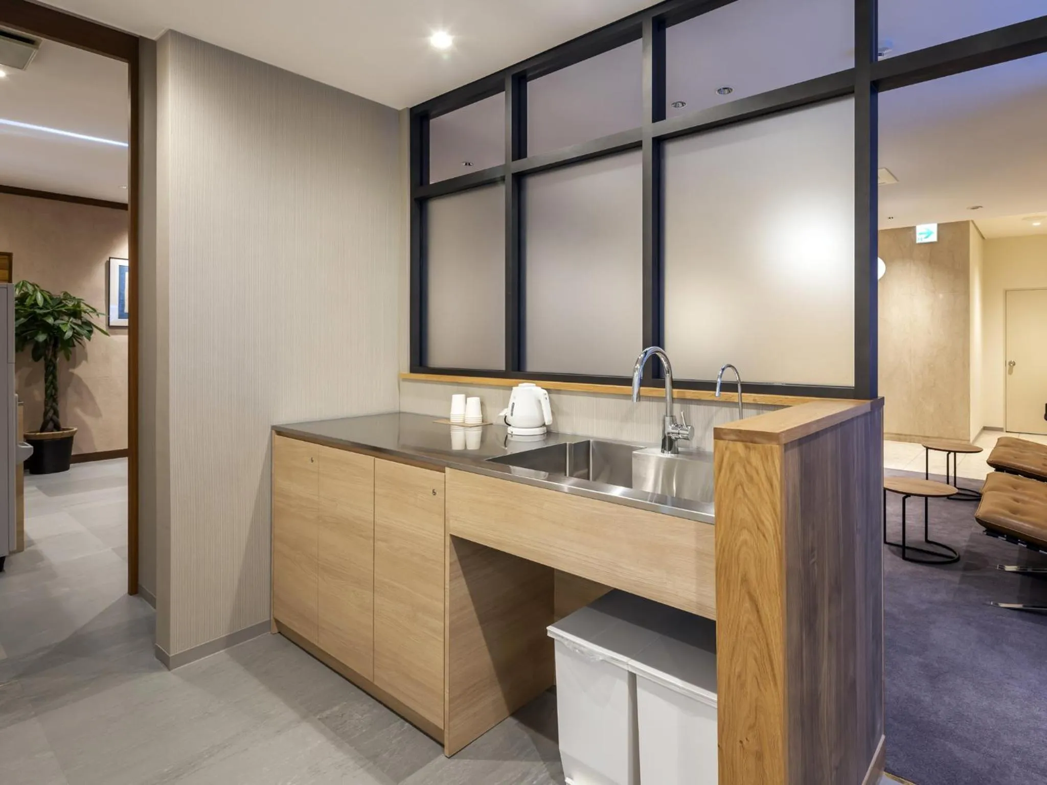 Kitchen or kitchenette in Apartment Hotel DIG the OSAKA