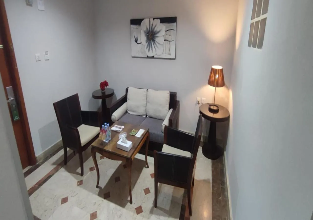 Living room in Al Azhar Hotel Jeddah