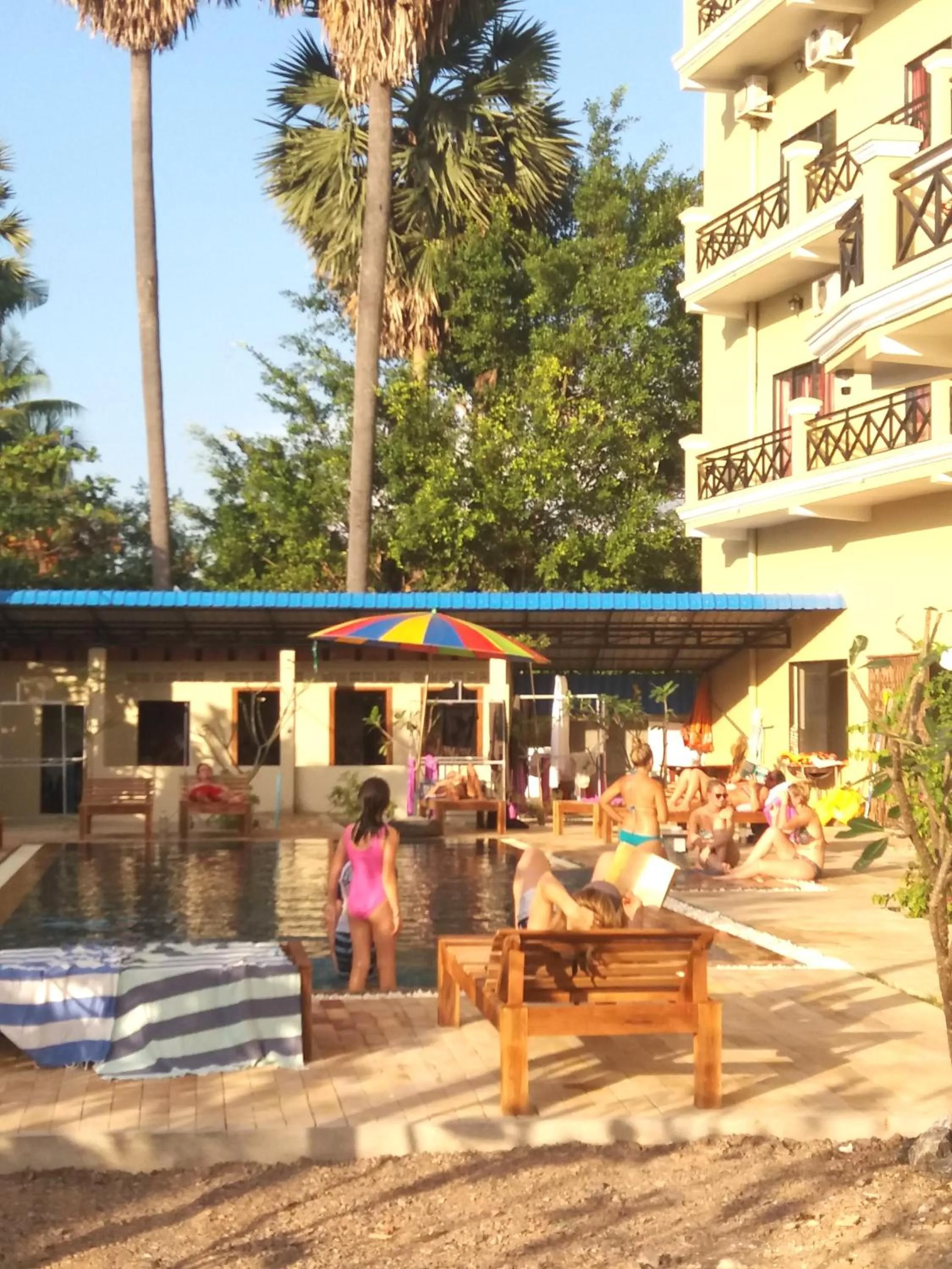 Swimming pool in Blue Diamond Hostel