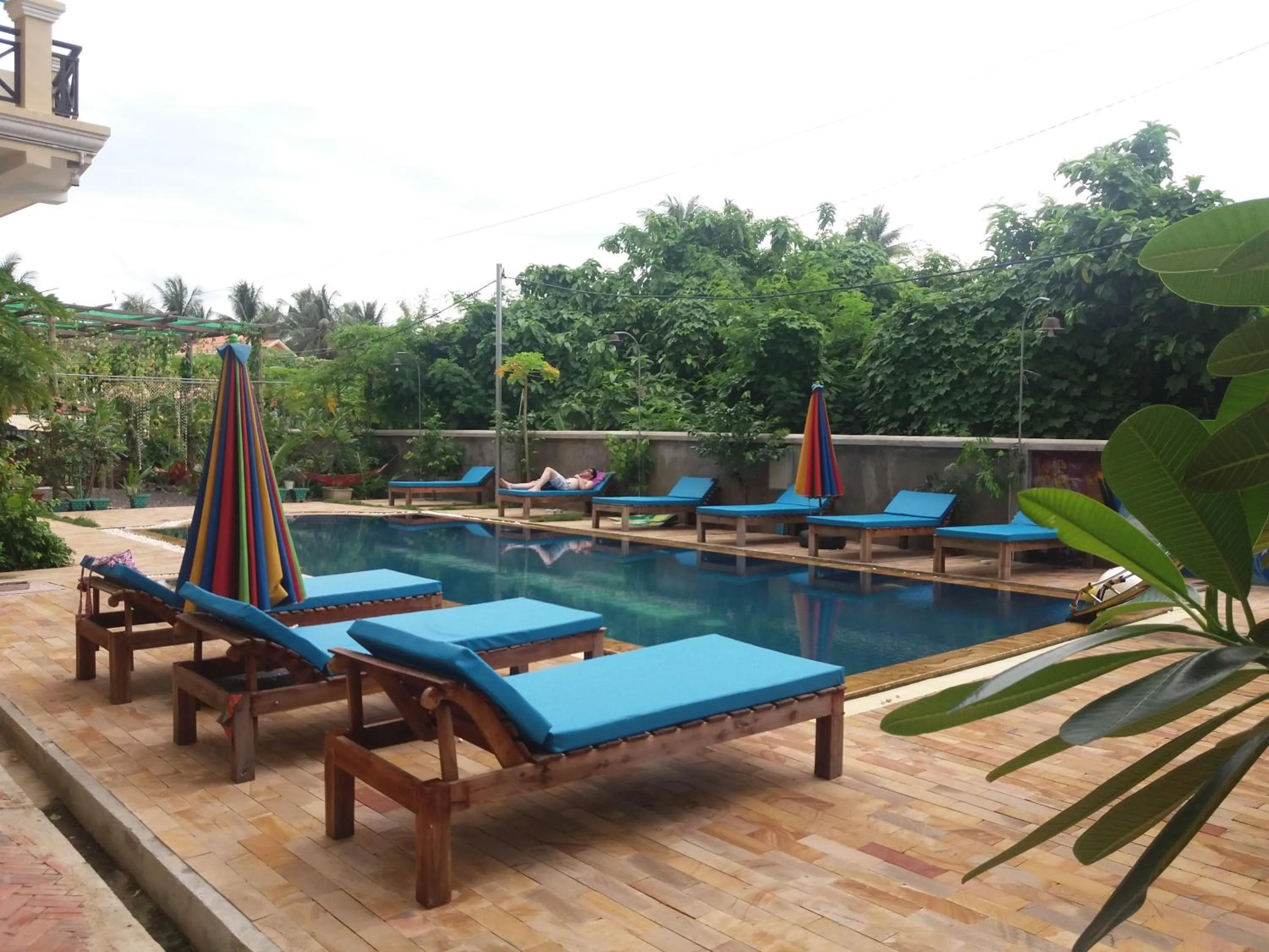 Swimming pool in Blue Diamond Hostel