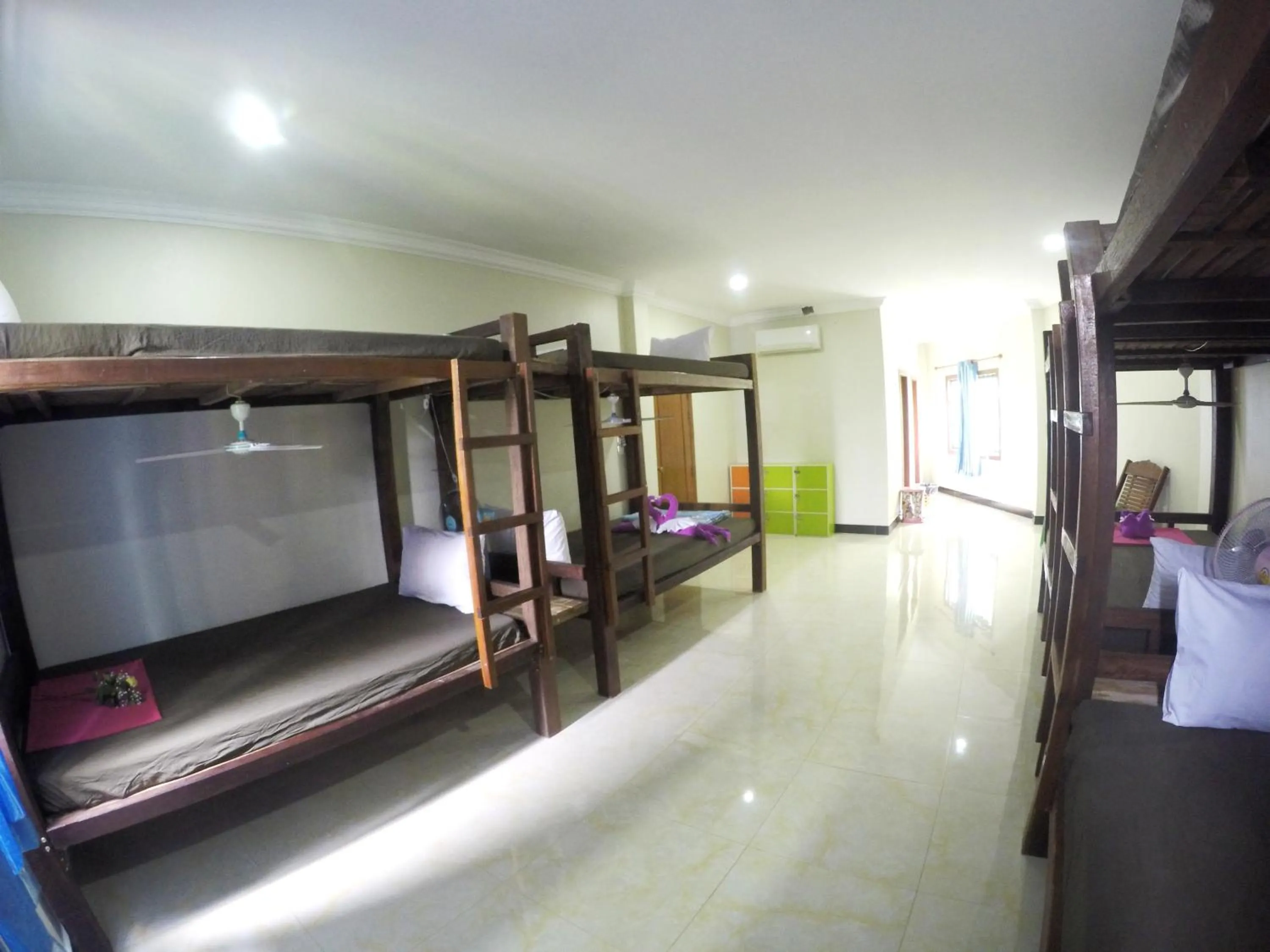 Bedroom, Bed in Blue Diamond Hostel