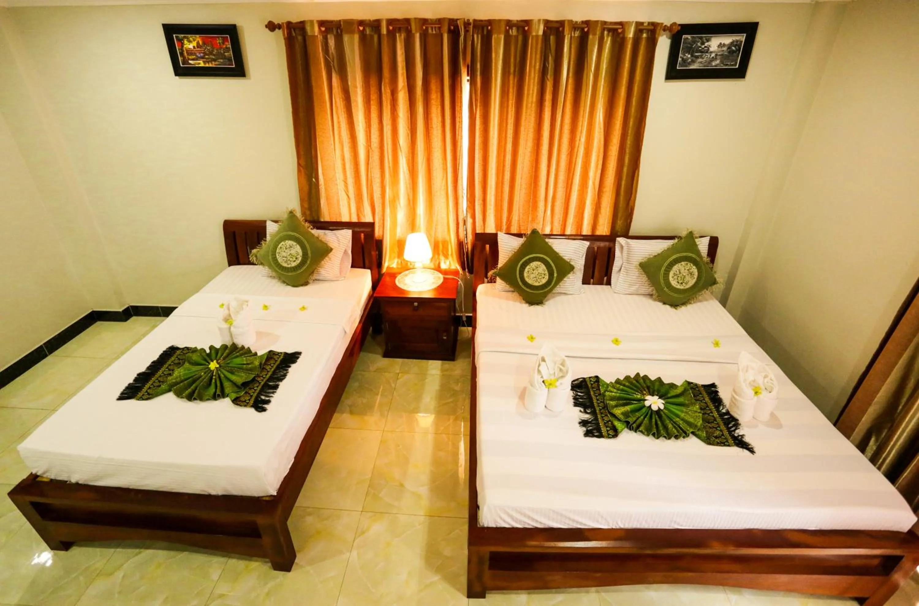 Bedroom, Bed in Blue Diamond Hostel