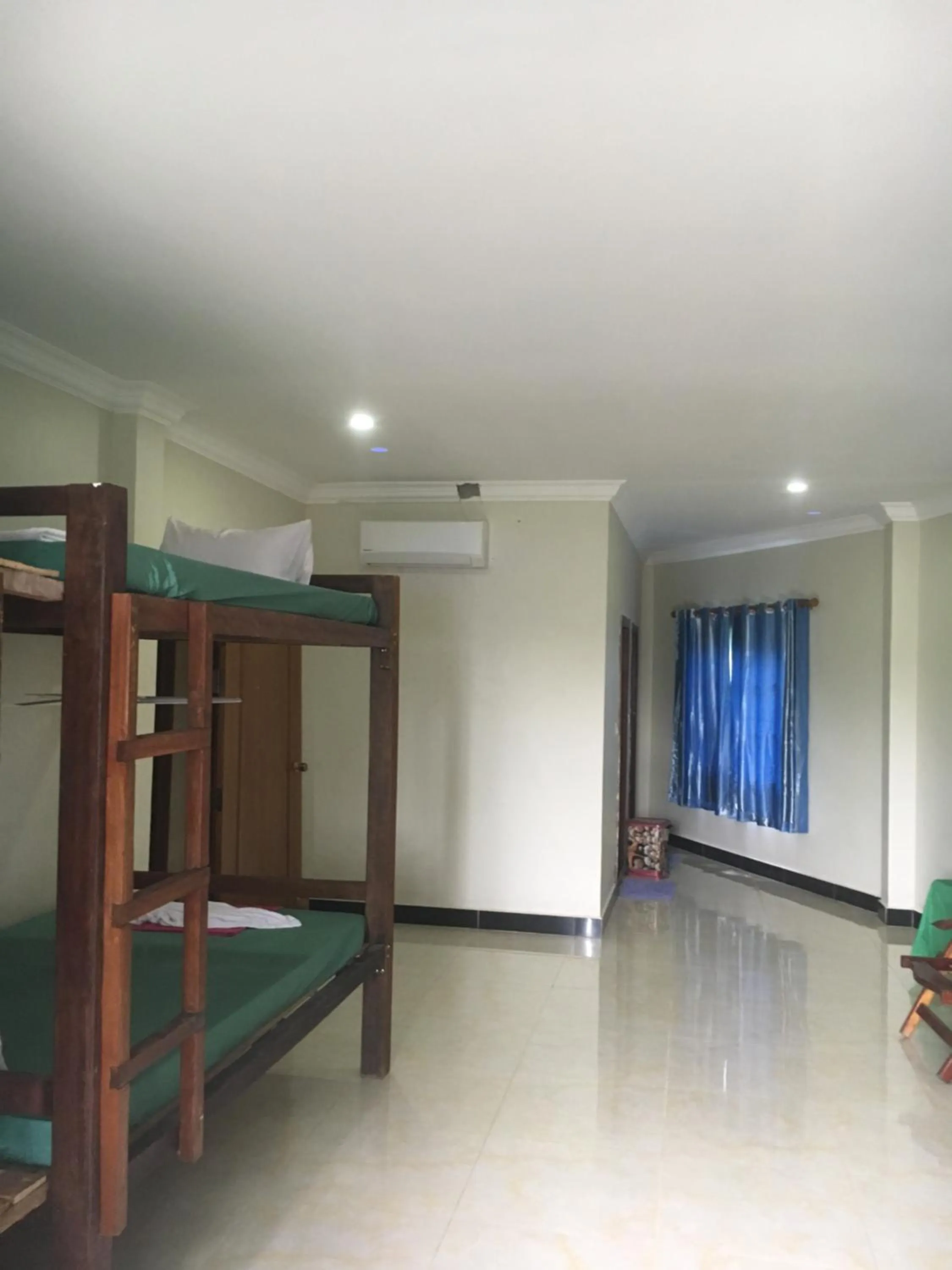 Area and facilities, Bed in Blue Diamond Hostel