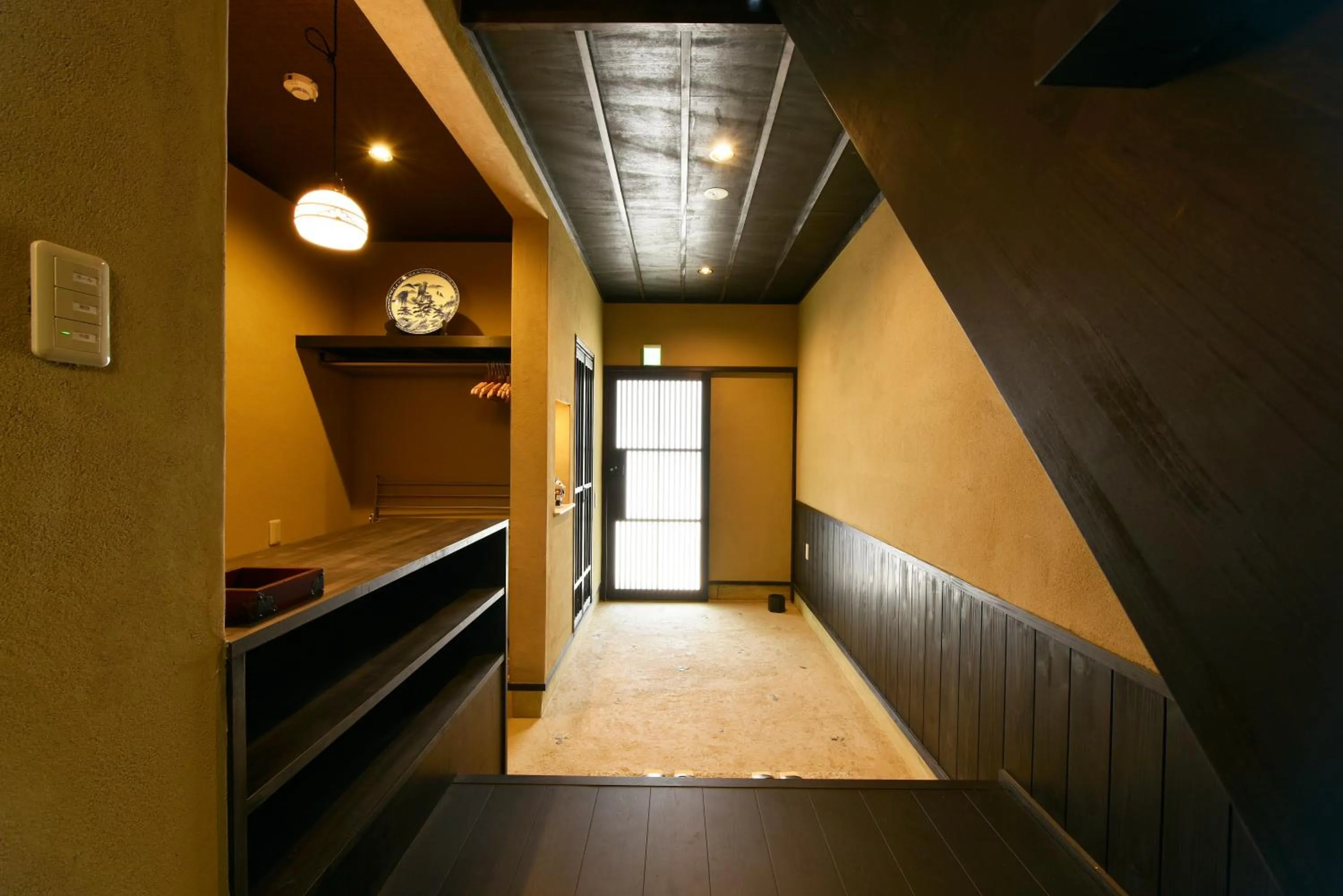 Facade/entrance in Shibashi Umeyacho